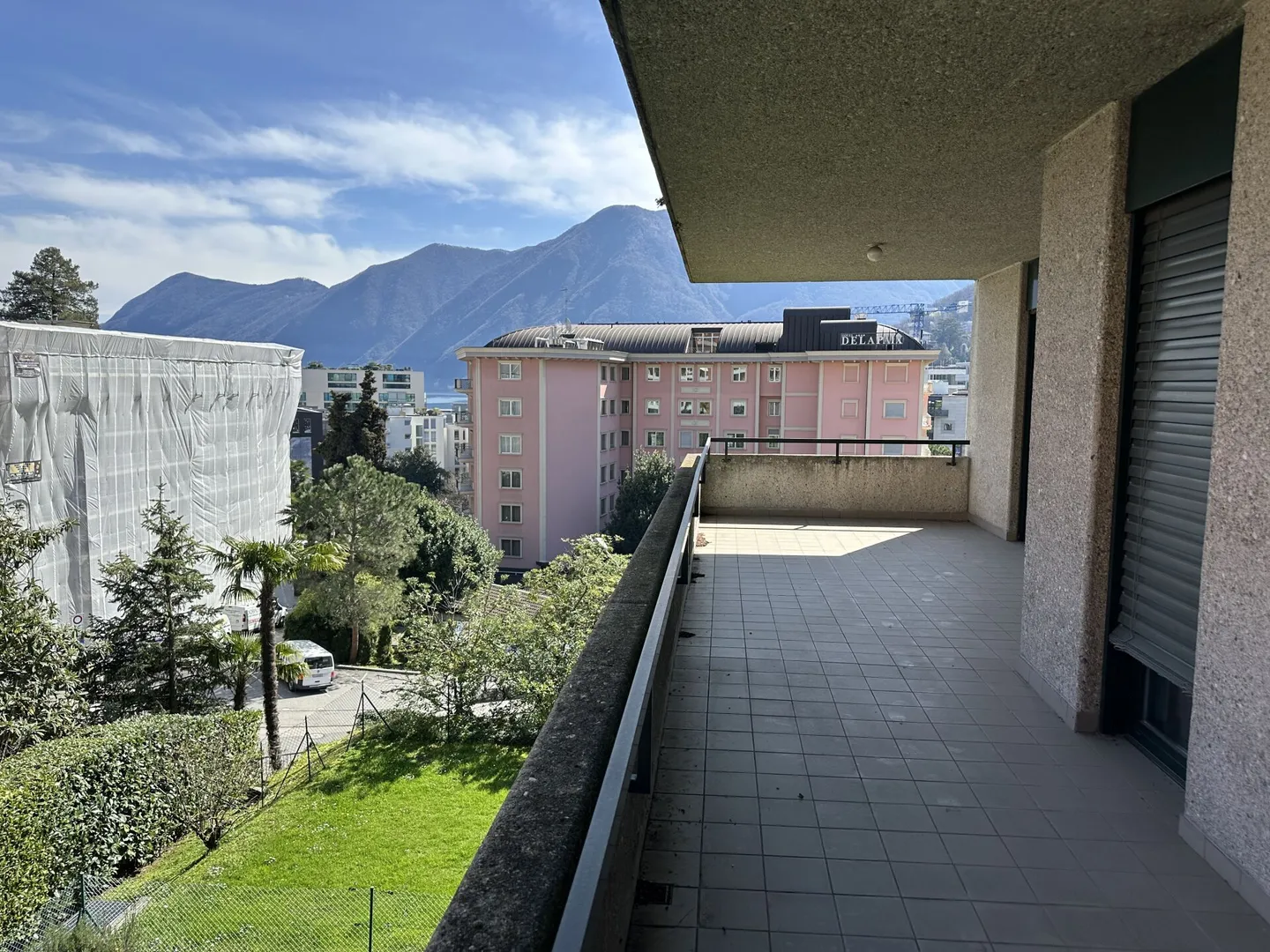Vivere in città con vista: Appartamento tra Paradiso e il centro di Lugano - Foto 12 di 12