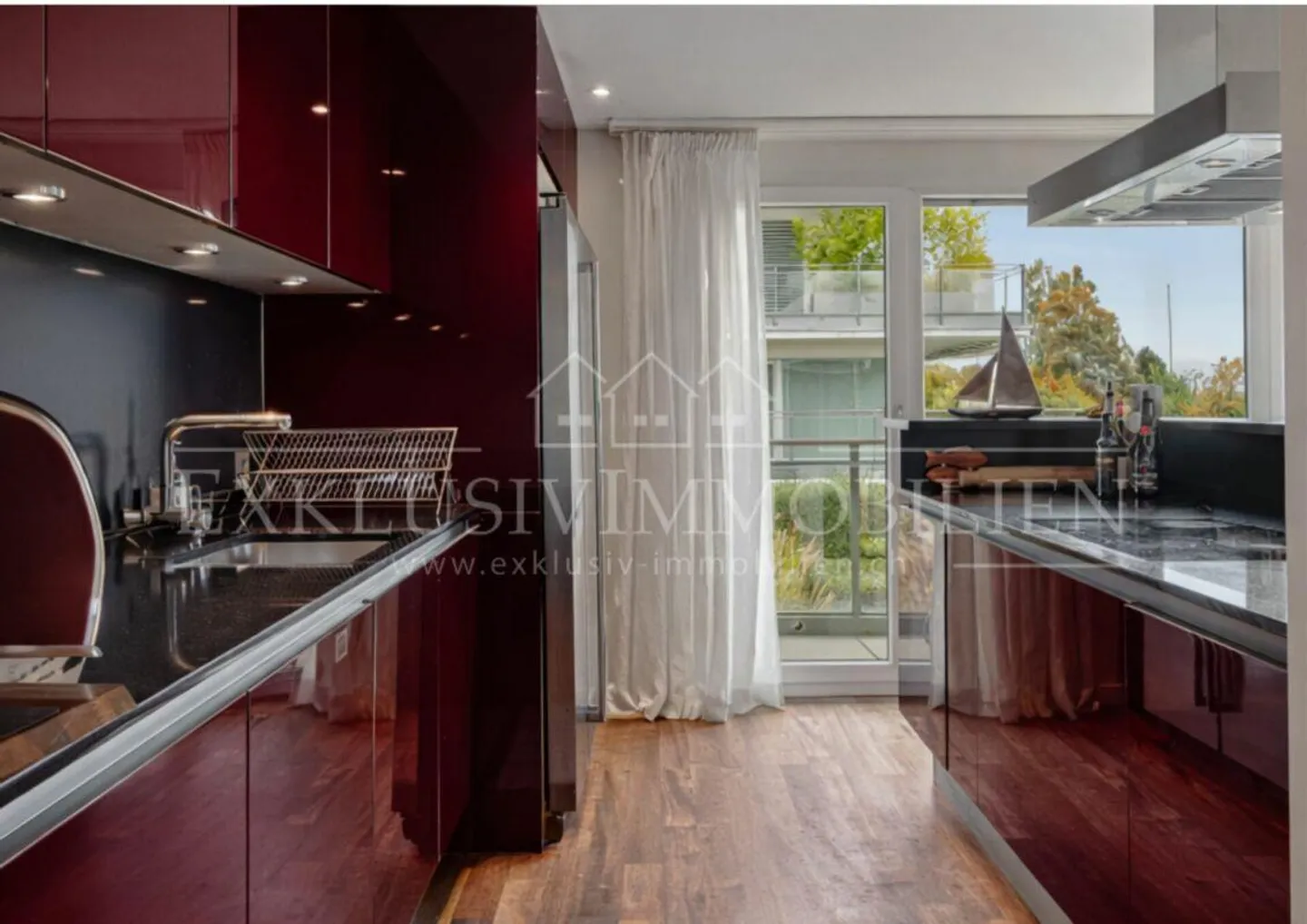 A Step to the Lake - Photo 5 of 7