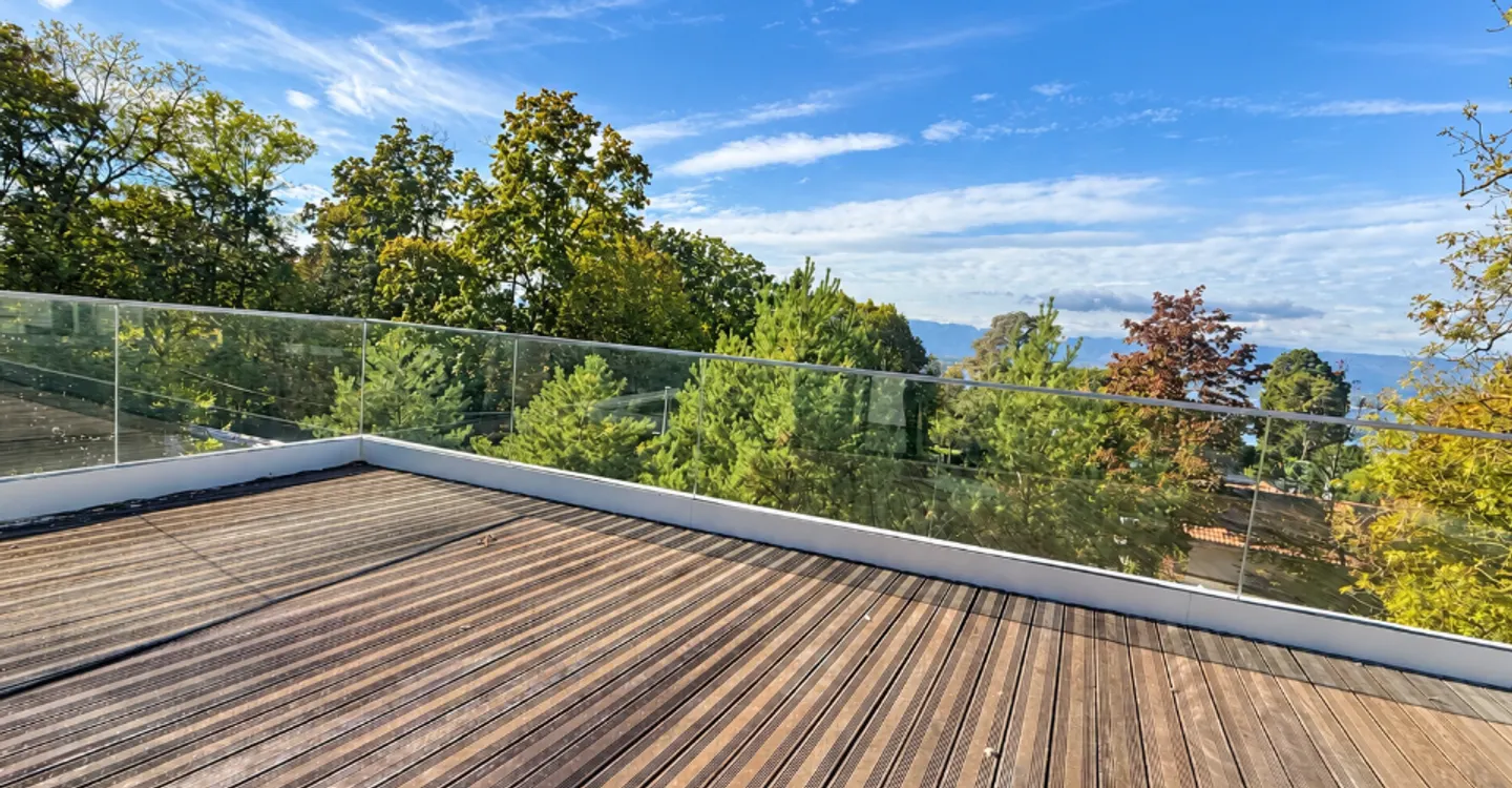 Anières — Villa de standing avec jardin et terrasse en toiture, vue lac - Foto 8 von 12