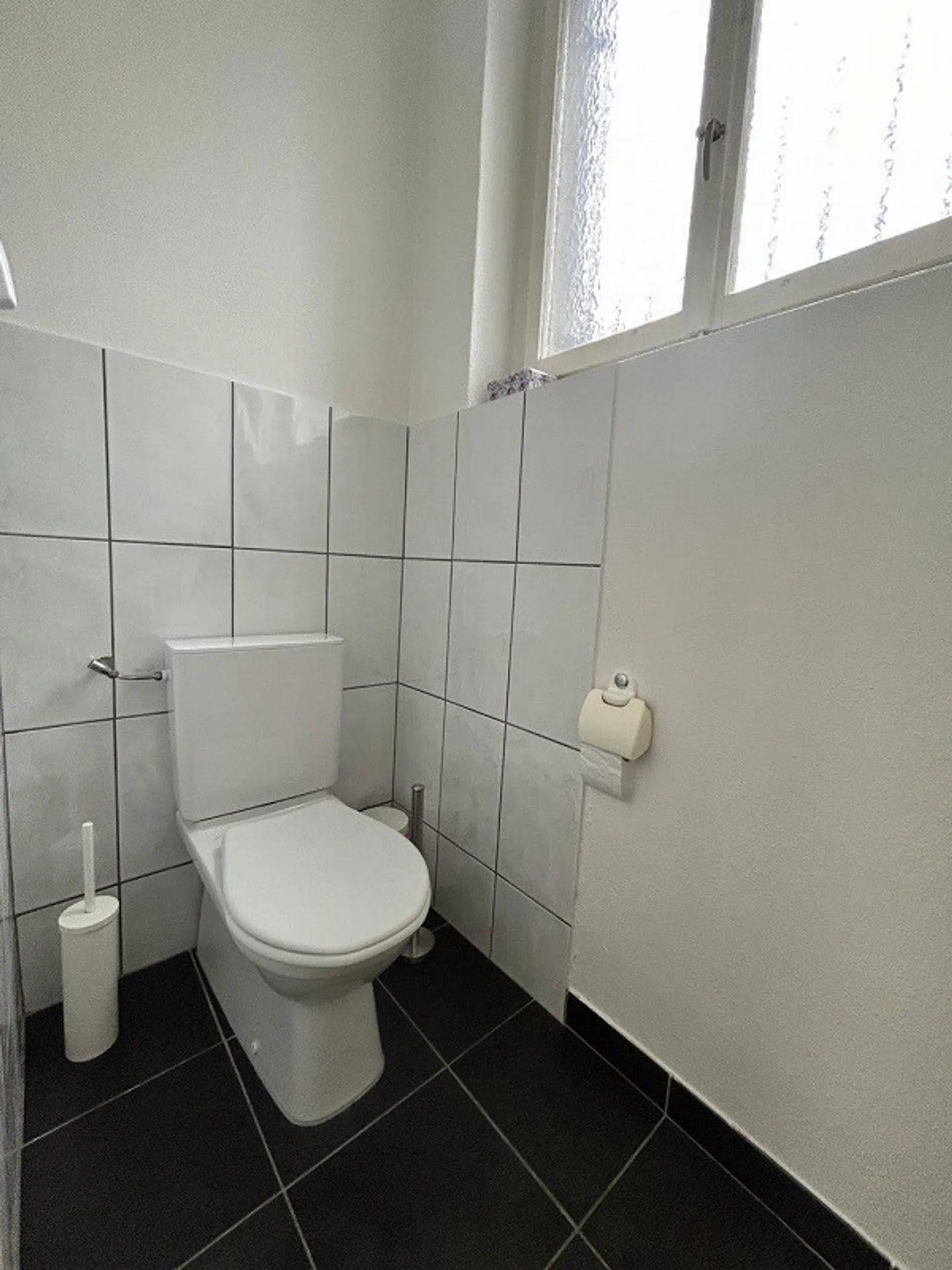 Büro- und Gewerbeflächen zu vermieten - Foto 5 von 6