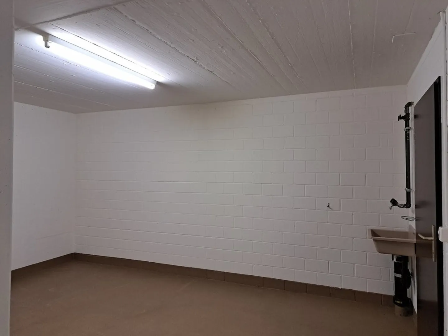 Ampio spazio per hobby a Frauenfeld - Foto 2 di 6