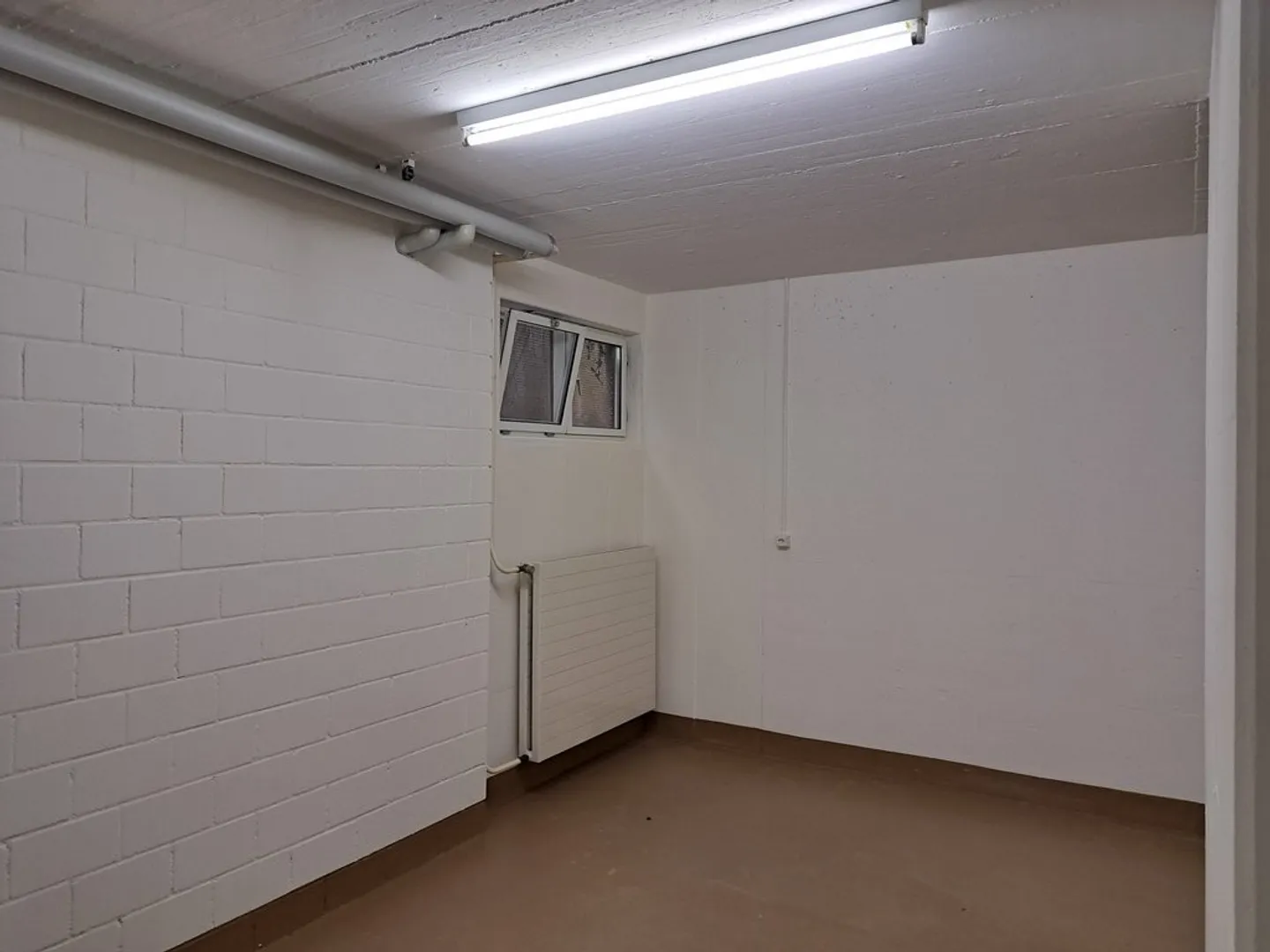 Ampio spazio per hobby a Frauenfeld - Foto 4 di 6