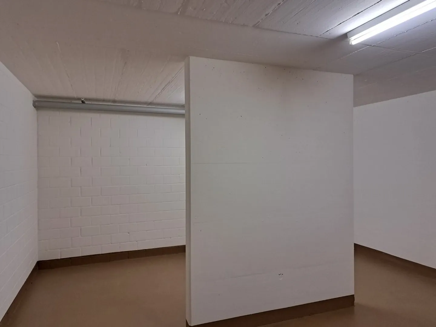 Ampio spazio per hobby a Frauenfeld - Foto 5 di 6