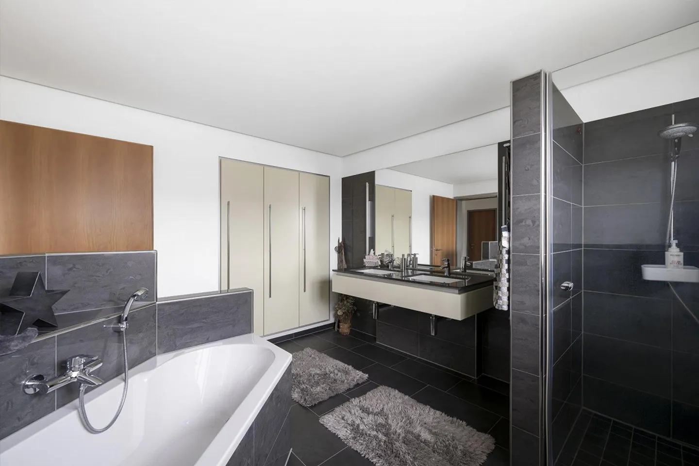 Familienfreundliches Einfamilienhaus - Foto 12 von 12