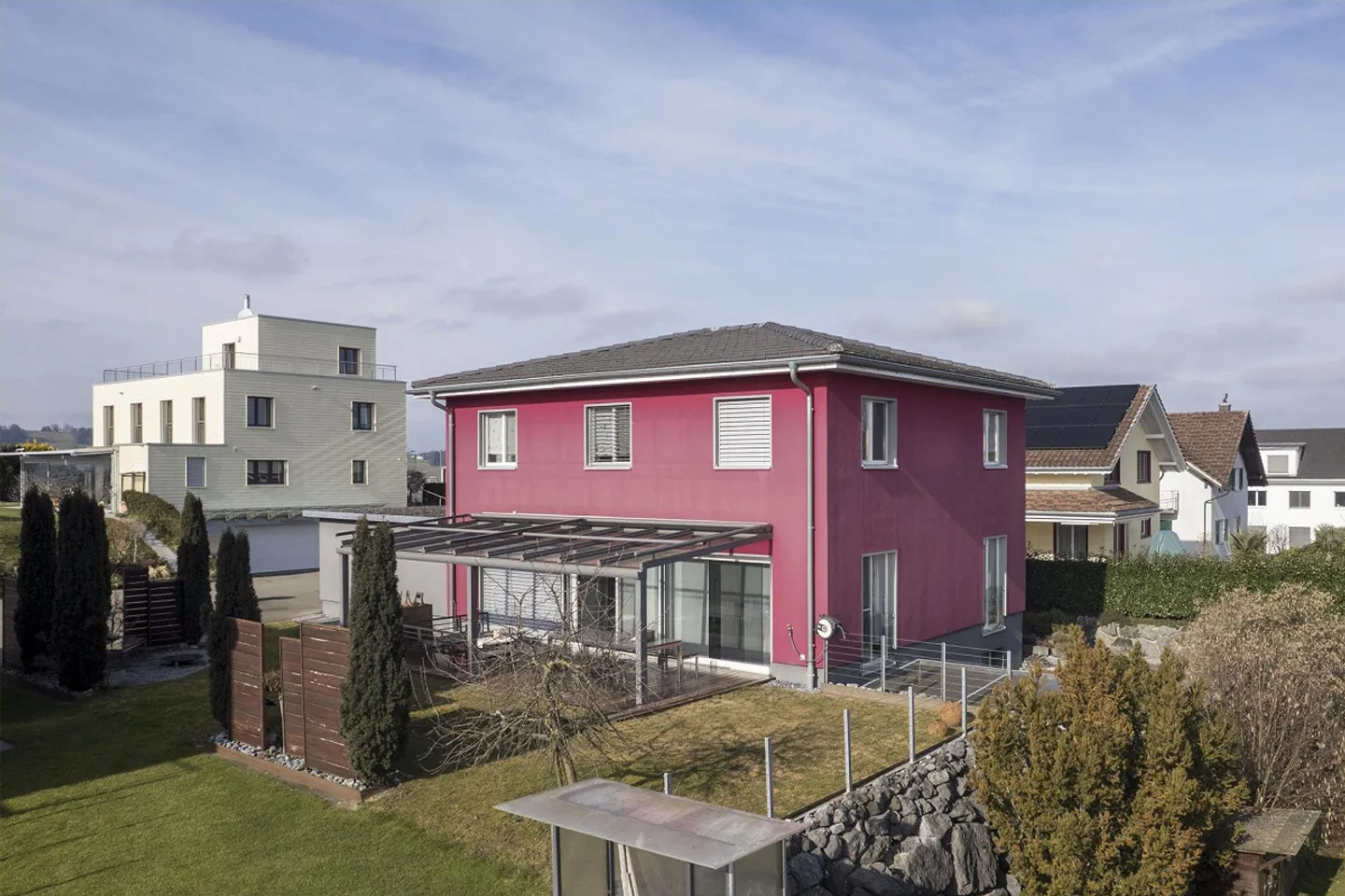 Familienfreundliches Einfamilienhaus - Foto 1 von 12