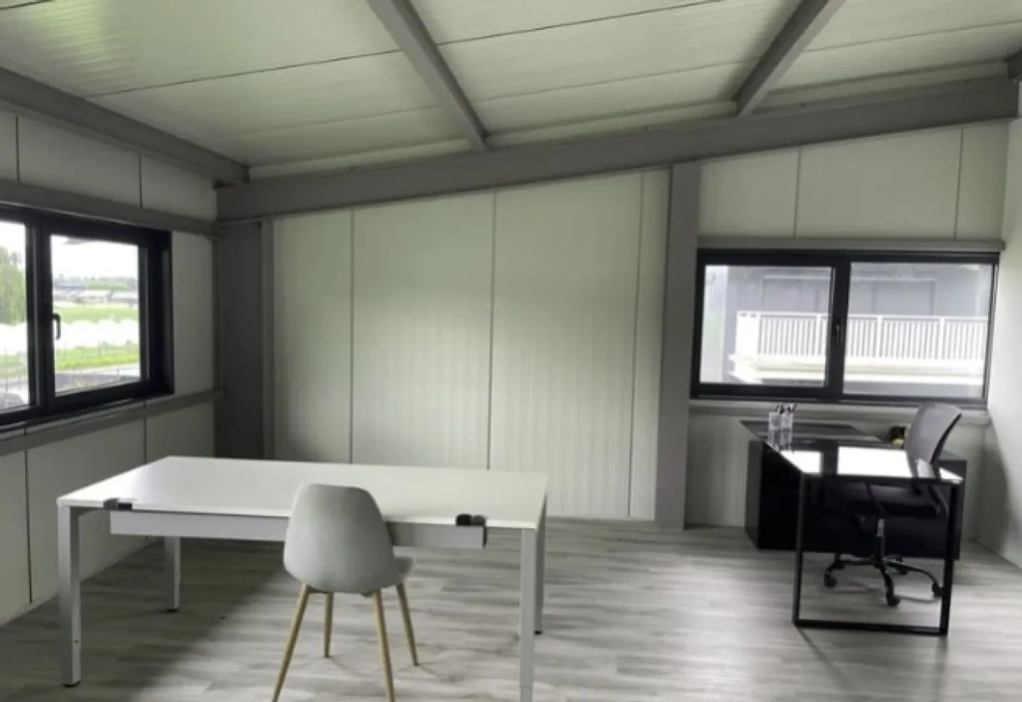 80m2 Office in Bouveret - Photo 5 of 6