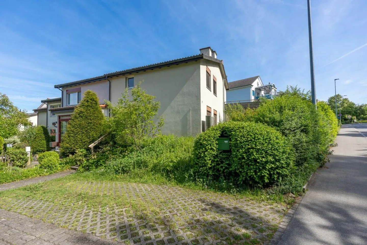 Charmante maison individuelle avec jardin près de l'hôpital cantonal - Photo 15 sur 15