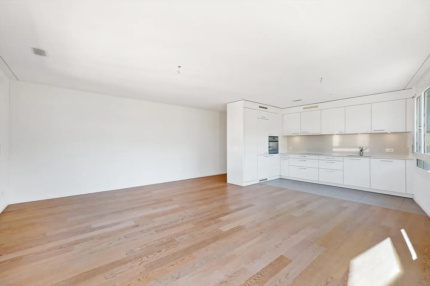 Gut angebunden - Foto 2 von 10