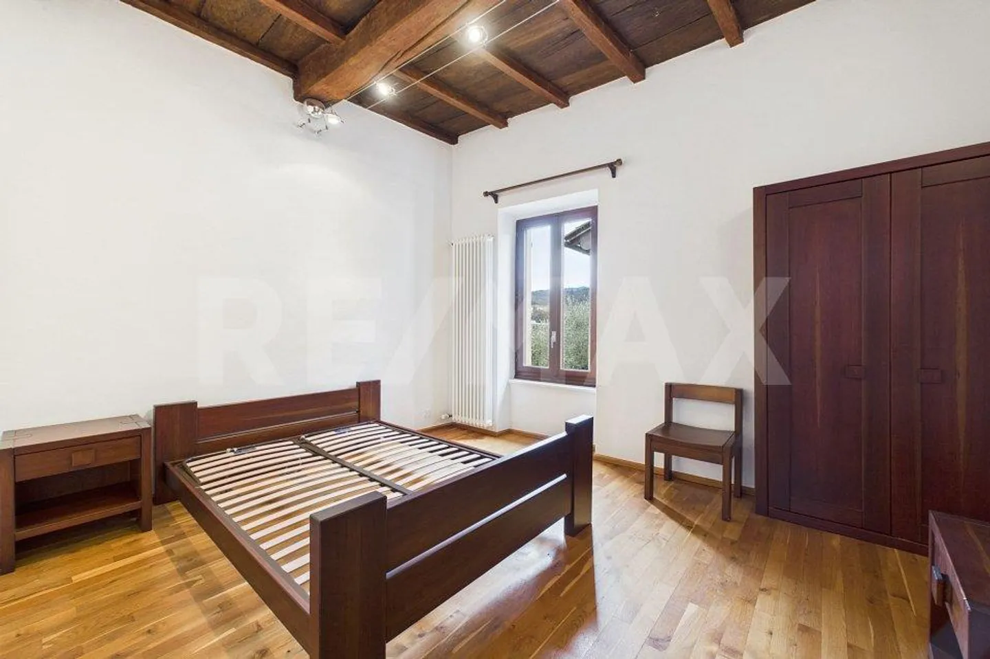 Authentic Ticinese house renovated with garden in Cureglia - Photo 10 of 13