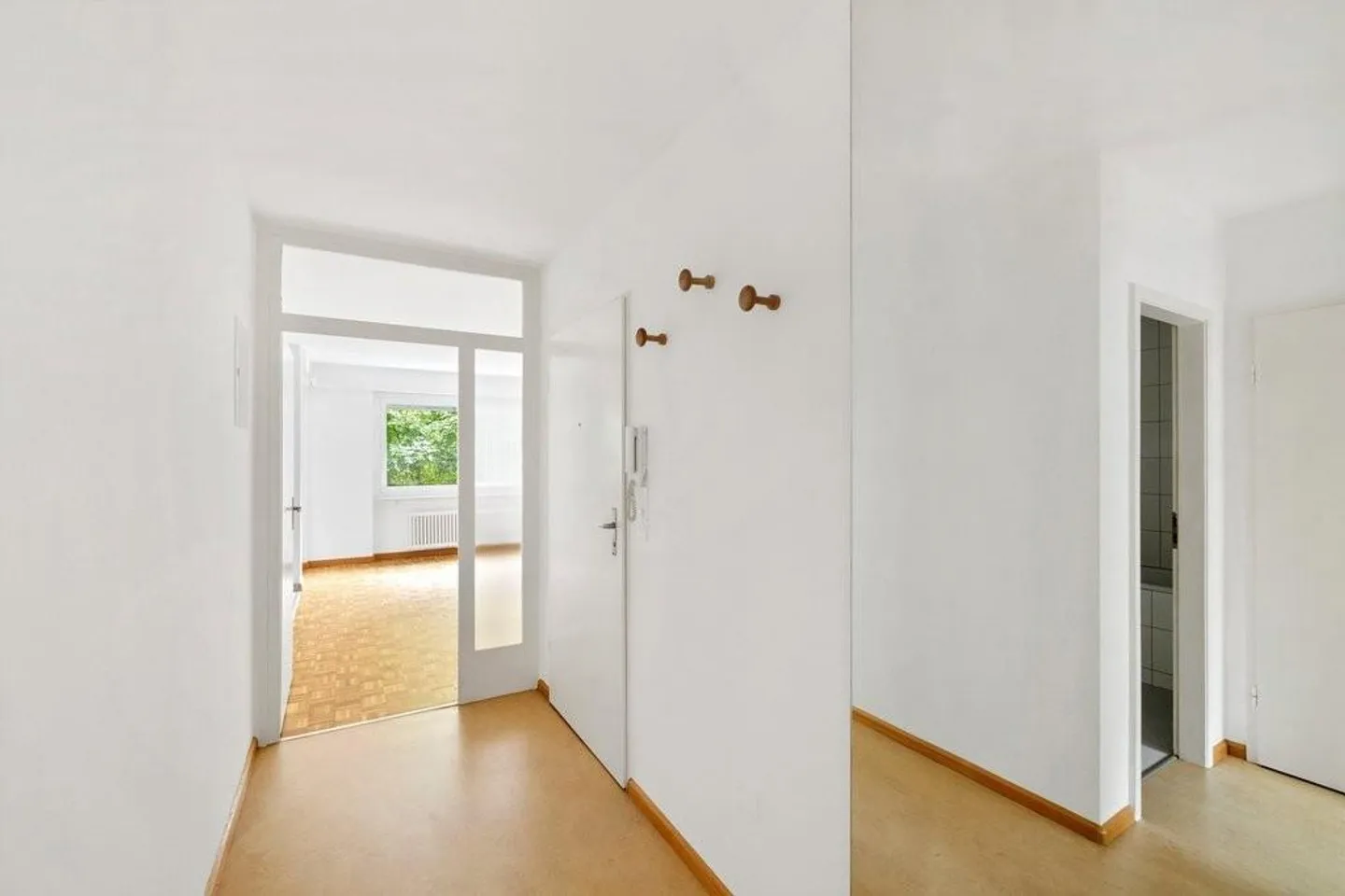 Appartamento spazioso in una posizione tranquilla - Foto 3 di 9