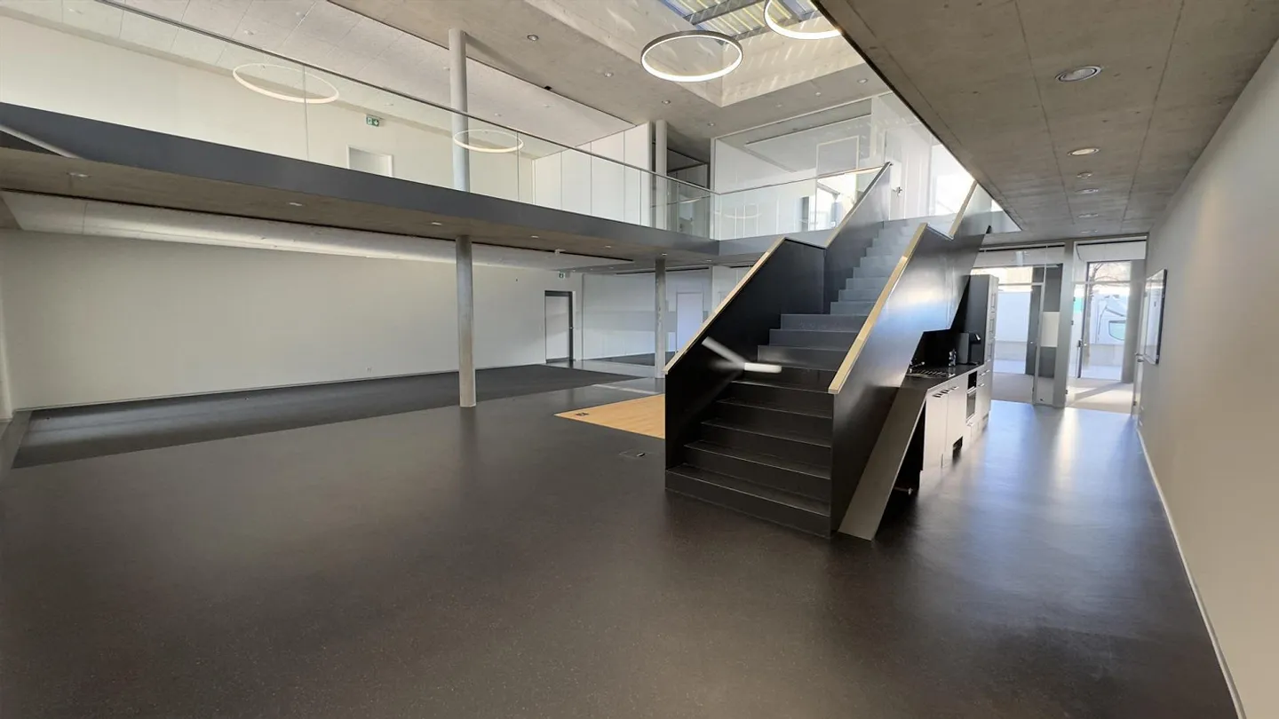 «Gewerbe in Dietikon» - Foto 4 von 13