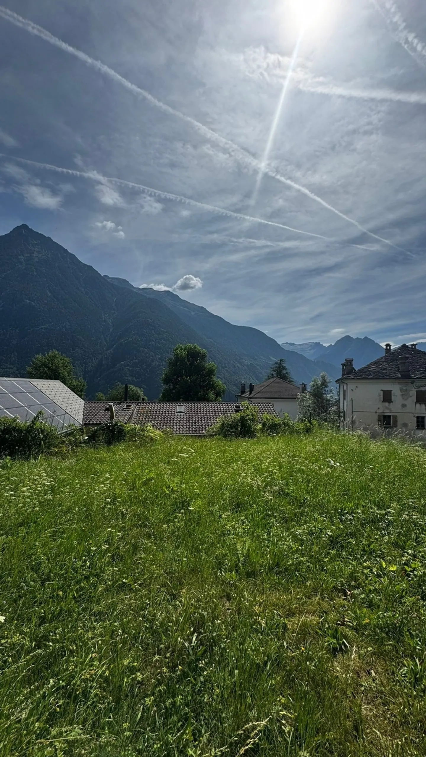 Baugrundstück im Val di Blenio, mit hervorragender Sonnenausrichtung... - Foto 5 von 9