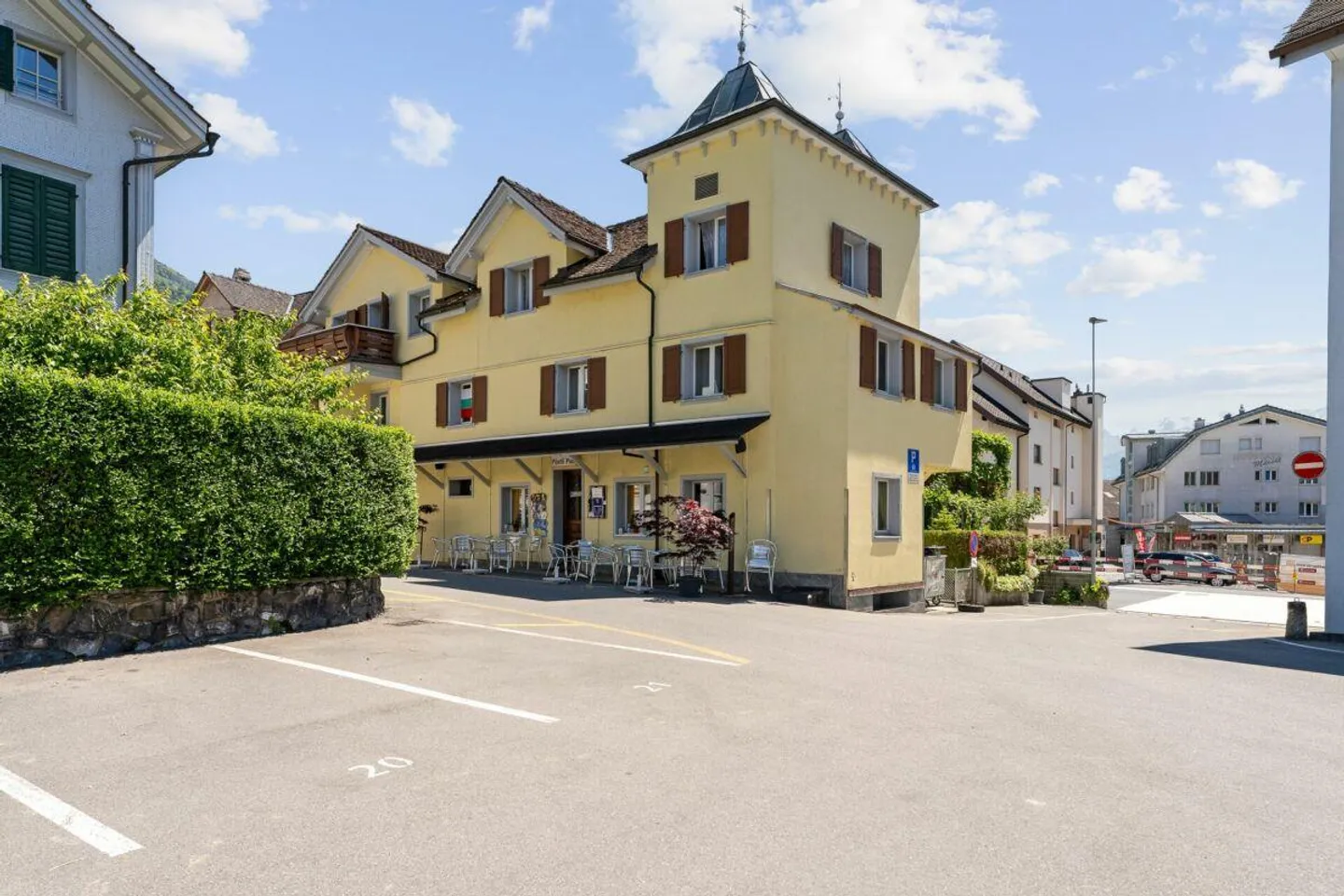Casa plurifamiliare con PUB - Foto 2 di 5