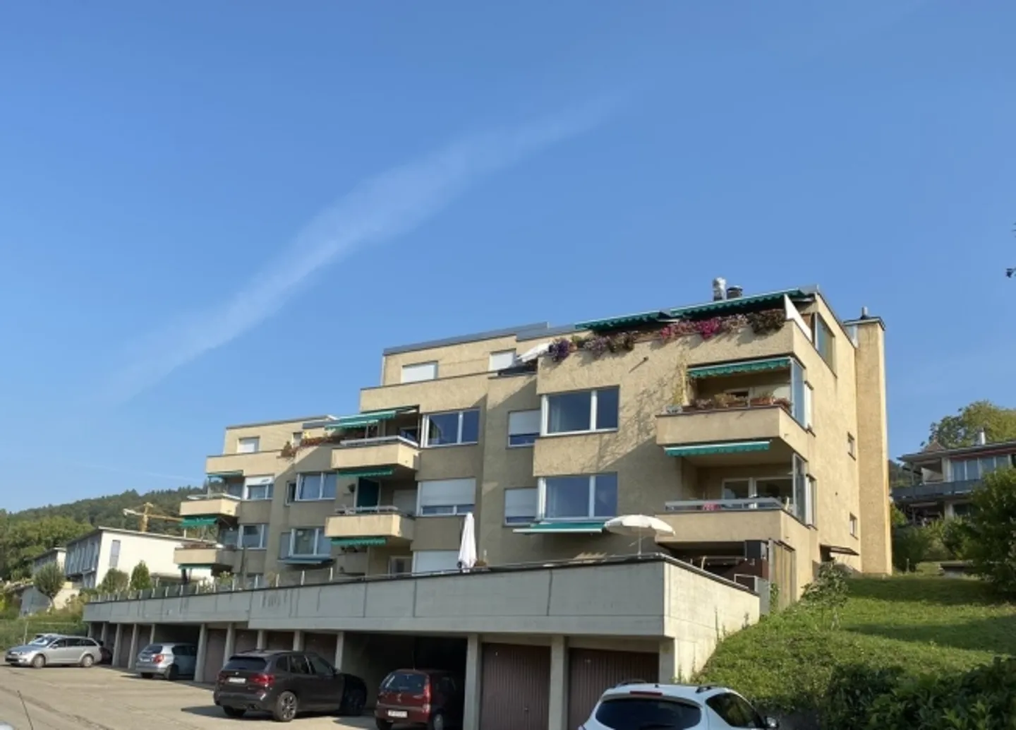 «Helle Wohnung in Stadtnähe mit sonnigem Gartensitzplatz zu vermieten» - Foto 1 von 8