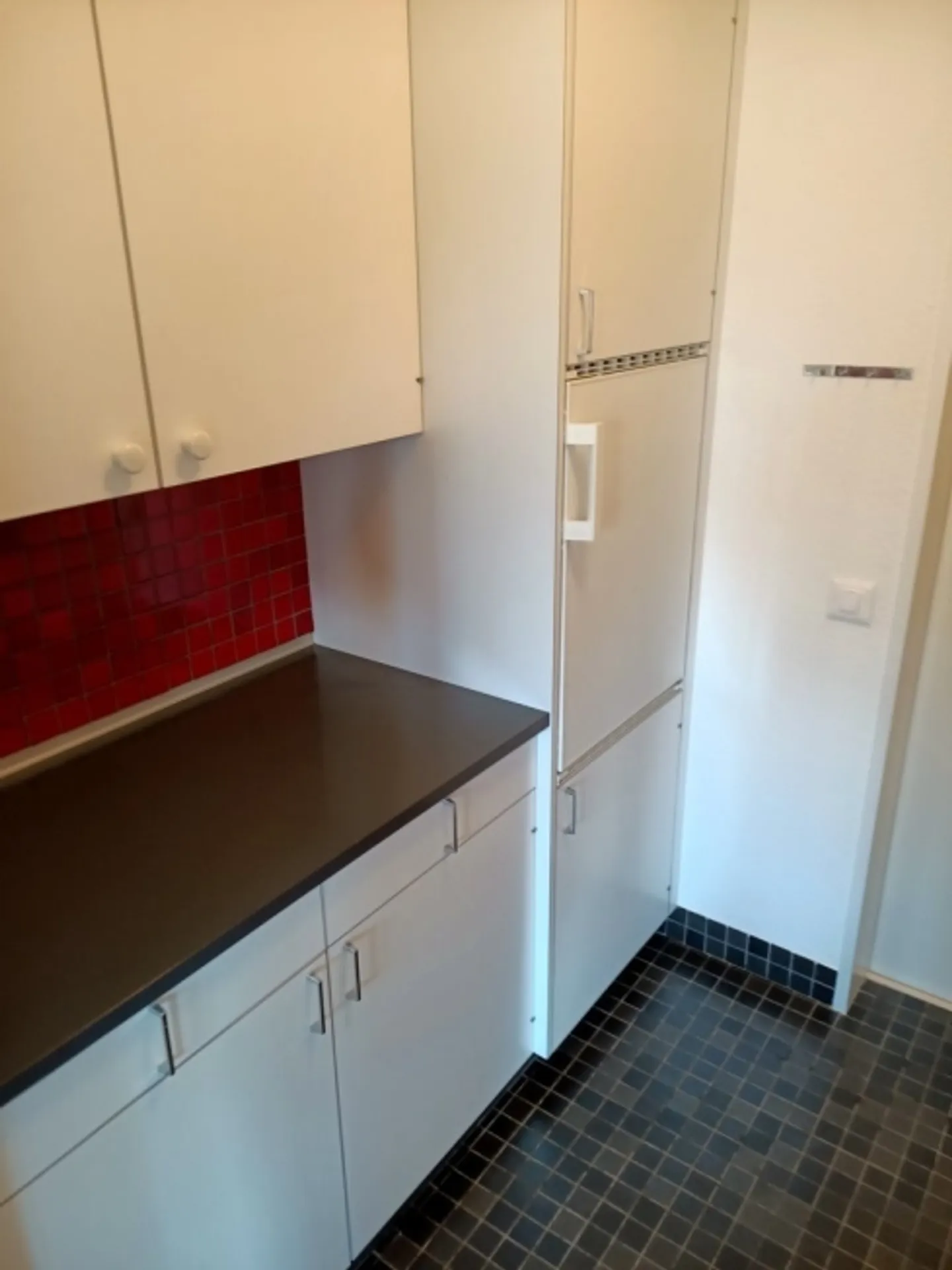 «Helle Wohnung in Stadtnähe mit sonnigem Gartensitzplatz zu vermieten» - Foto 4 von 8