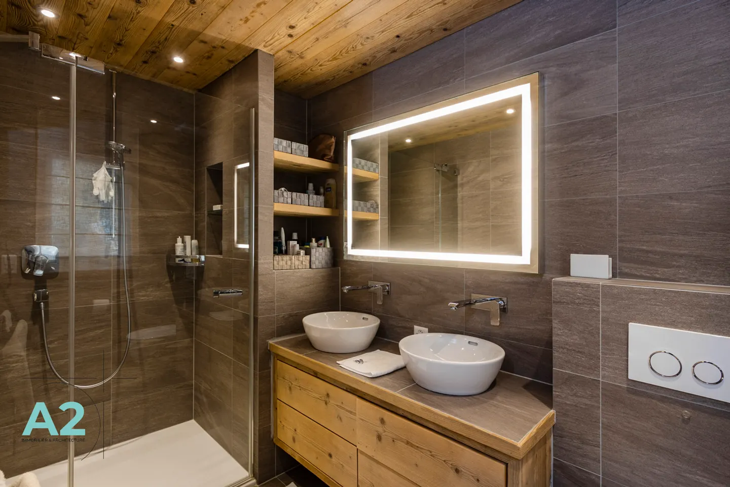 MAGNIFIKANTE WOHNUNG AM EINGANG VON MONTANA MIT PANORAMABLICK - Foto 8 von 13