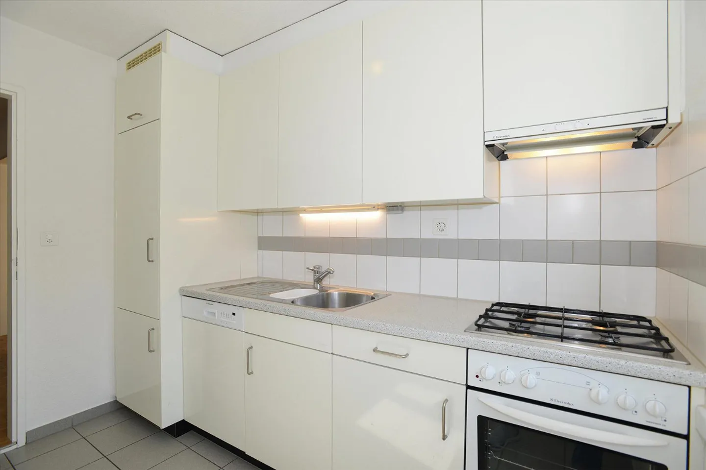 Renting without deposit - Finally my apartment! - Photo 4 of 5