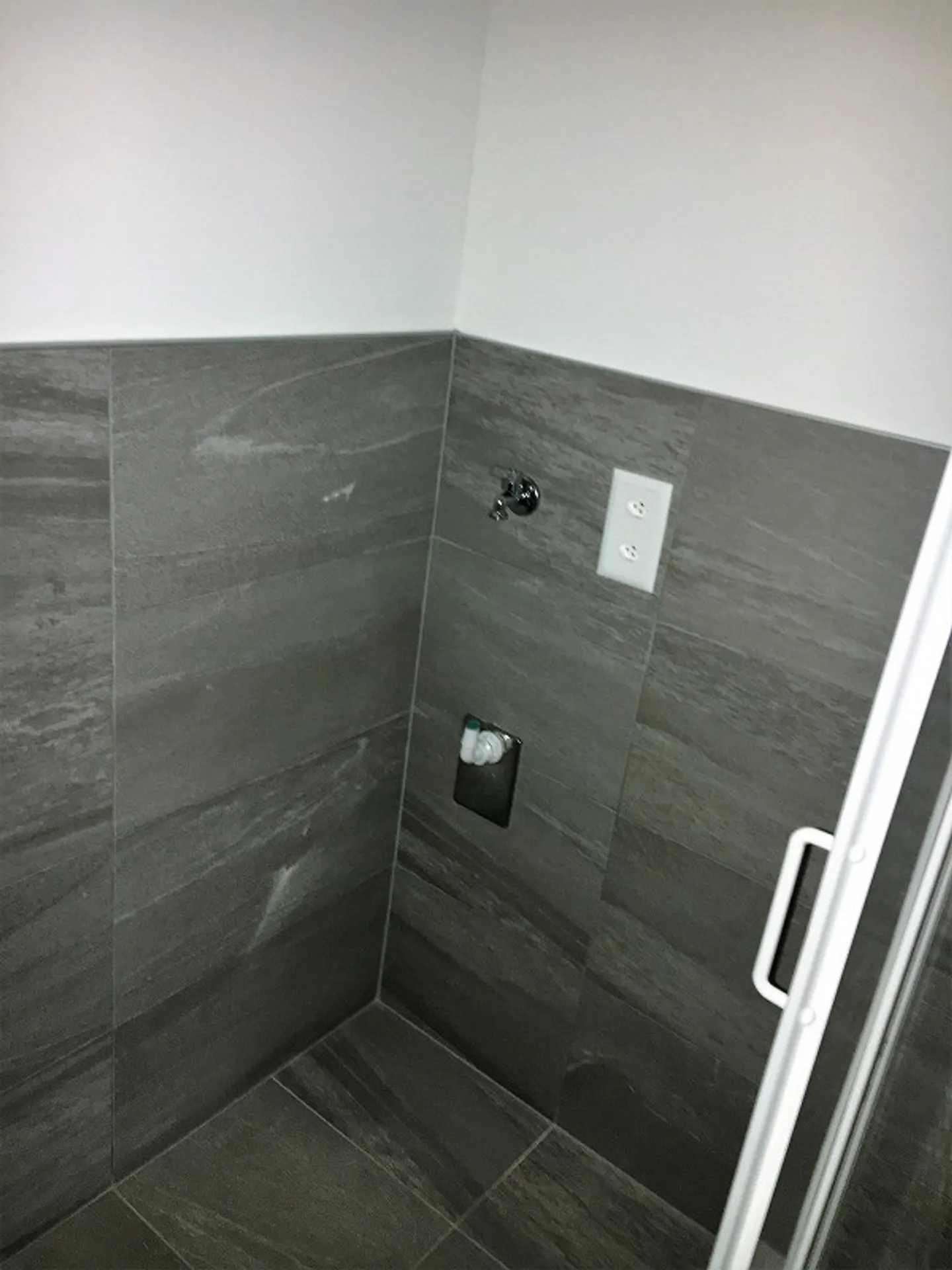Stabio, in the historic center, 3.5-room apartment with double services - Photo 9 of 9