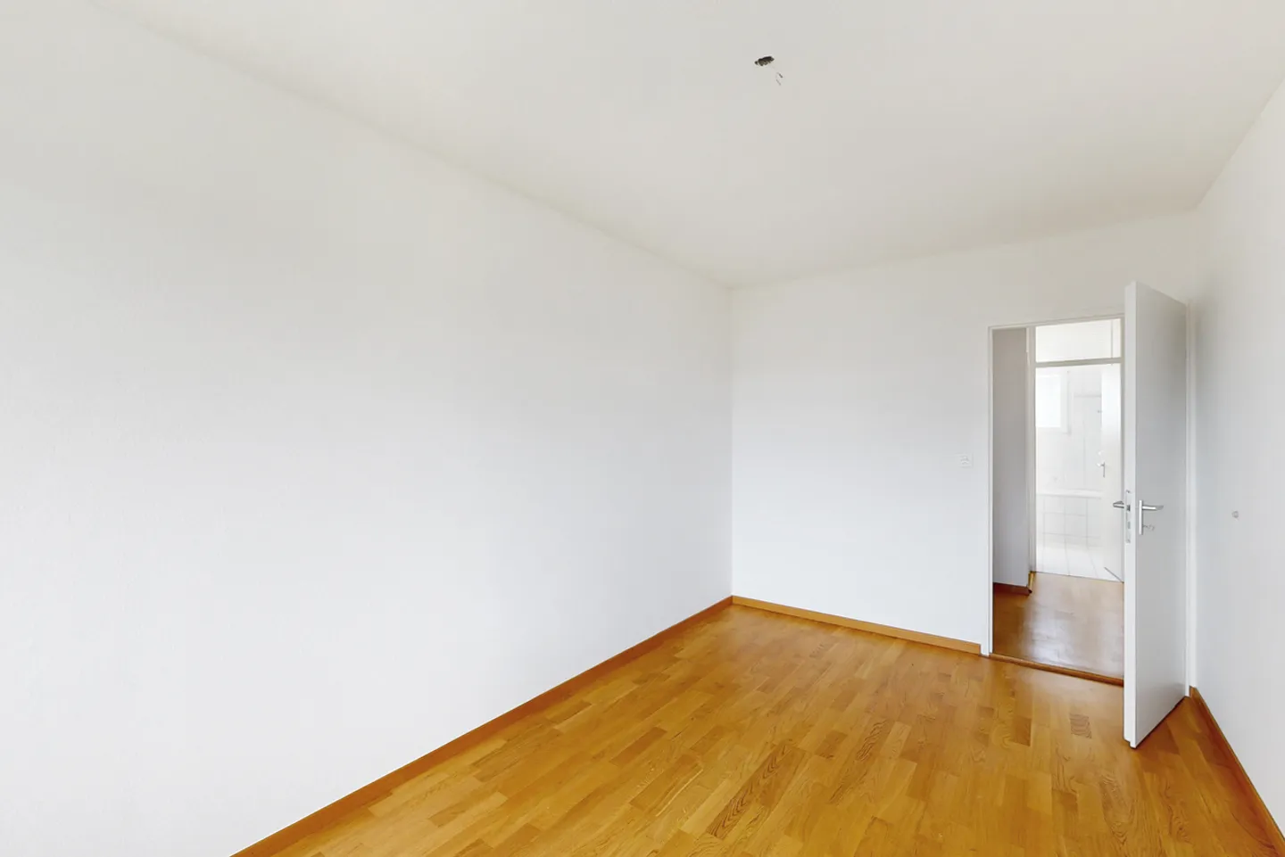 Familienfreundliche Wohnung im Grünen - Foto 4 von 9