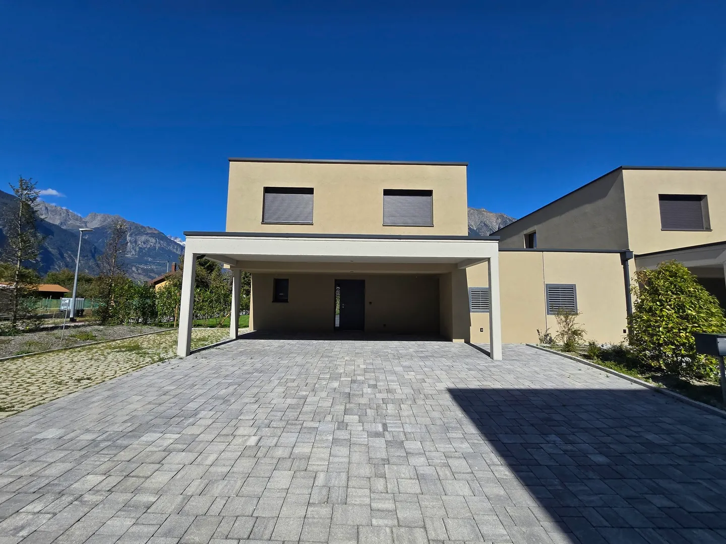 New Villa in Peaceful Guercet - Photo 4 of 13