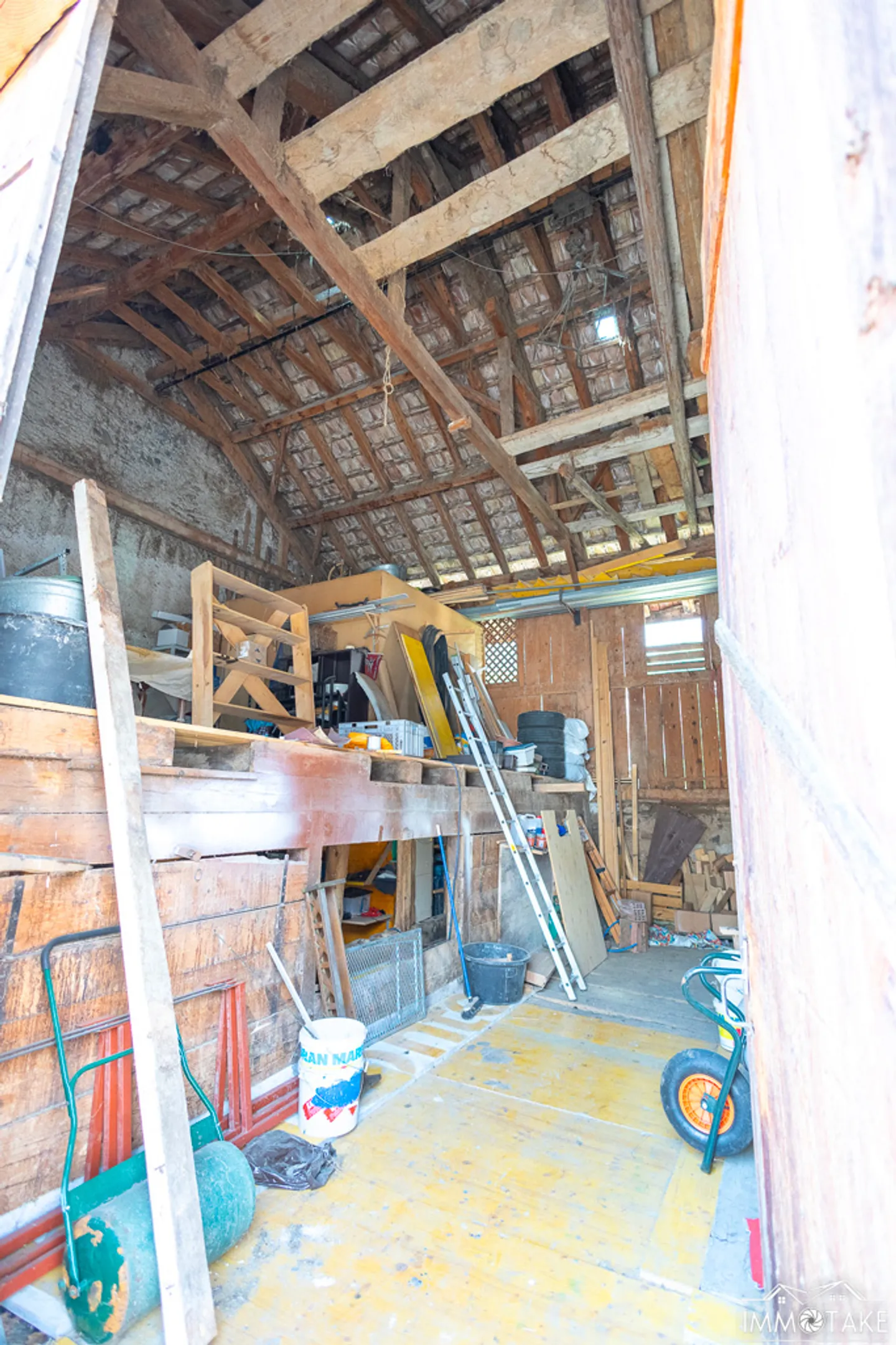 Residential building 5 rooms - Photo 5 of 20