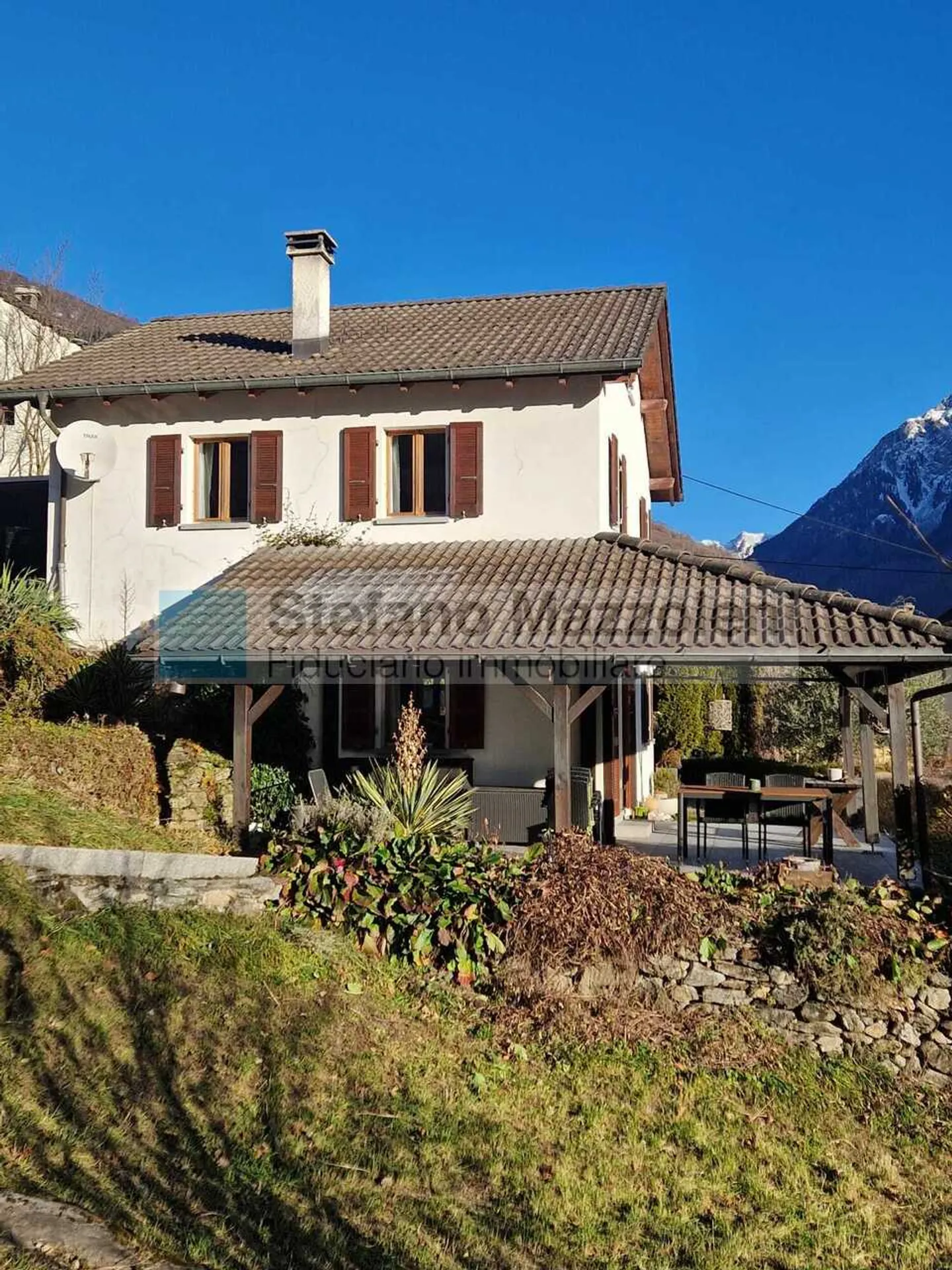 CASTRO - Valle di Blenio - Casa monofam - Foto 1 di 17