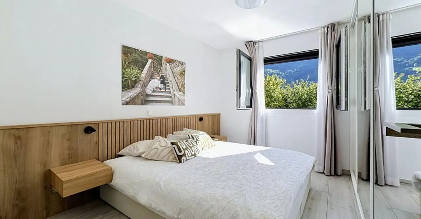Rare, 4.5 bright rooms, 39 m2 terrace facing South - Photo 5 of 12