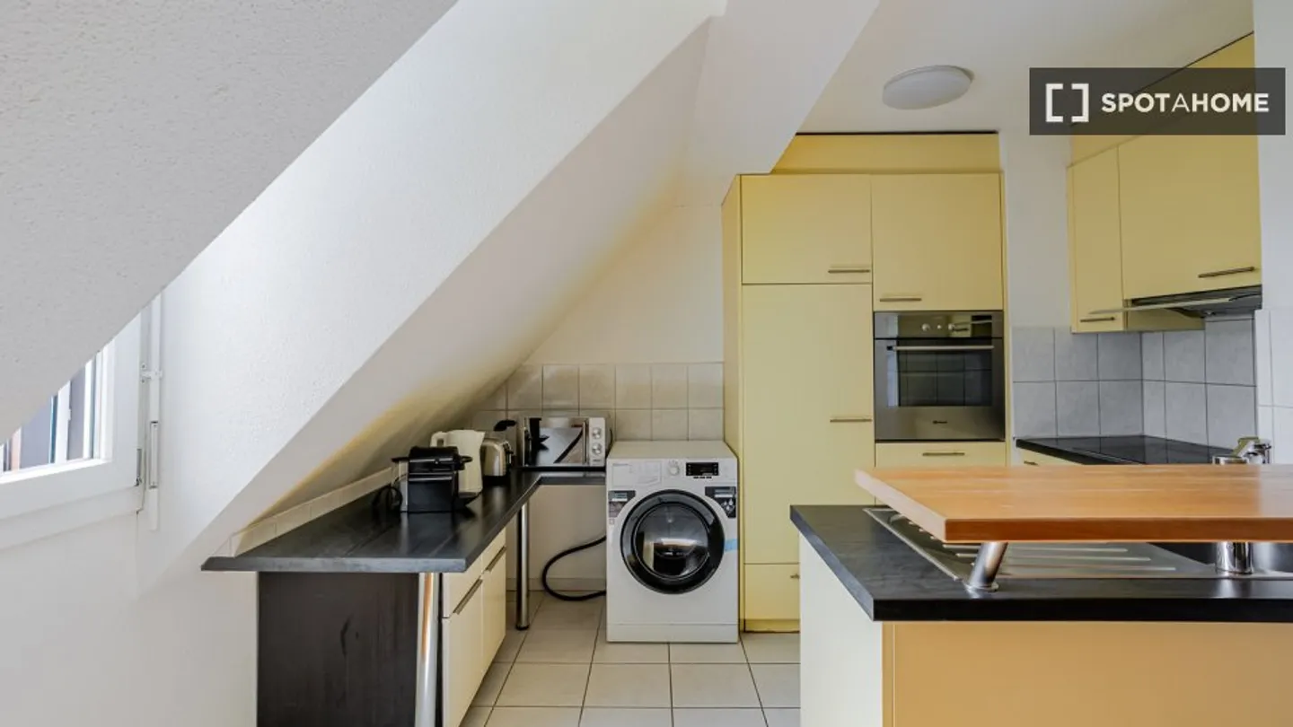 Appartamento in affitto - Foto 3 di 18