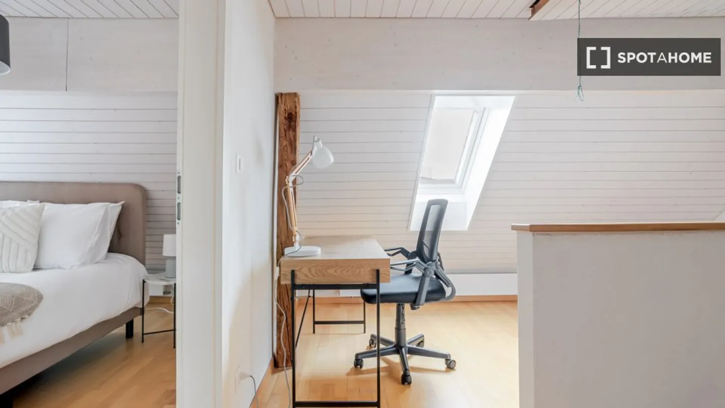 Appartamento in affitto - Foto 10 di 18