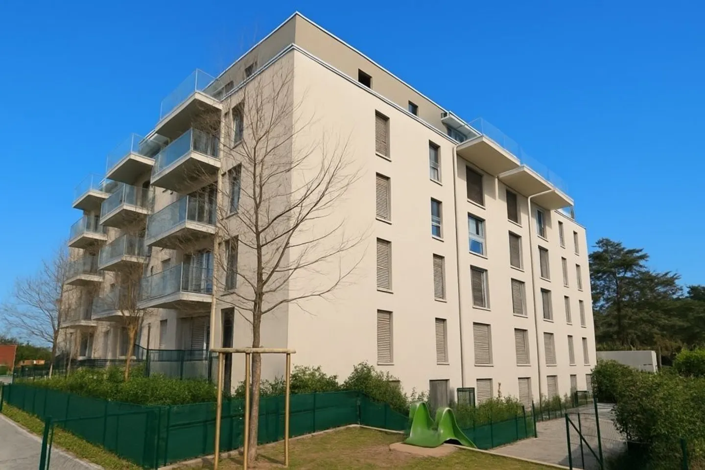 Appartement de deux pièces et demie au premier étage à Lausanne - Photo 1 sur 6