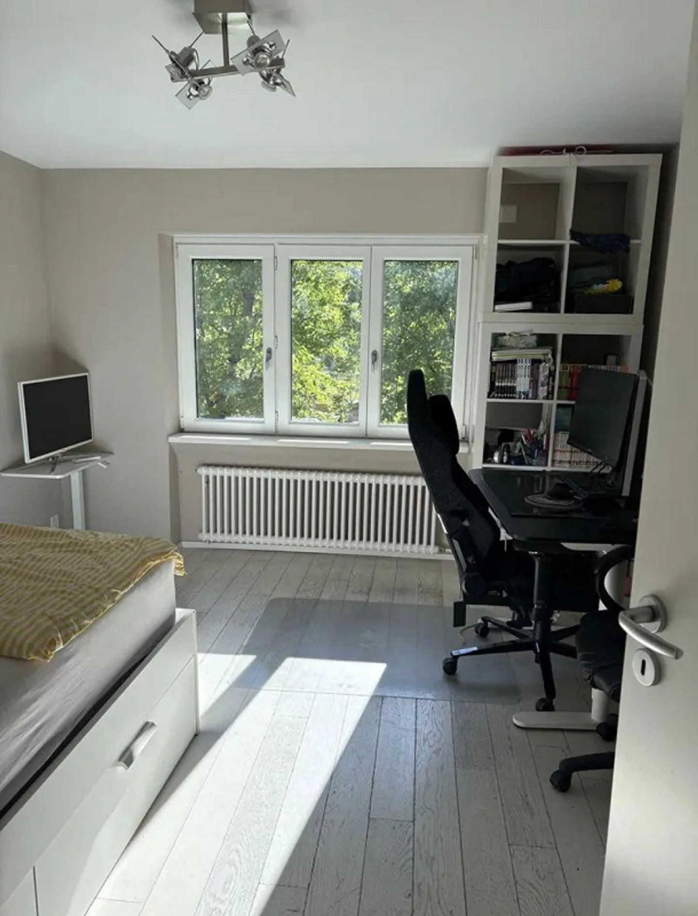 Modernes Apartment mit Balkon - Foto 4 von 5