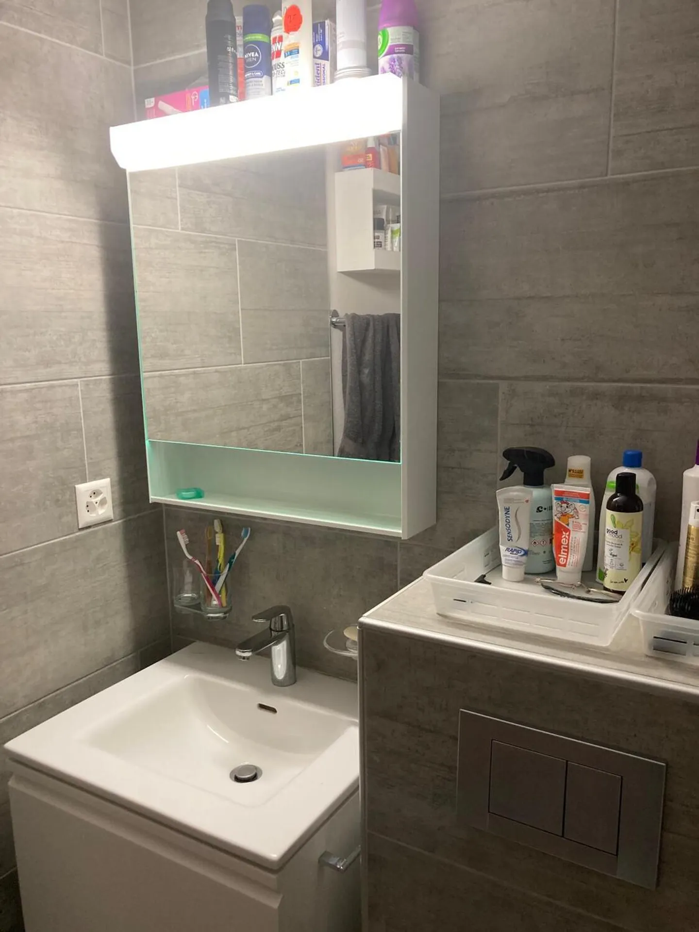 Apartment for rent - Photo 9 of 10