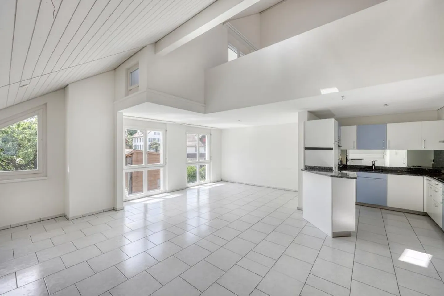 Bright Maisonette Apartment - Close to the City & Quiet - Photo 1 of 8