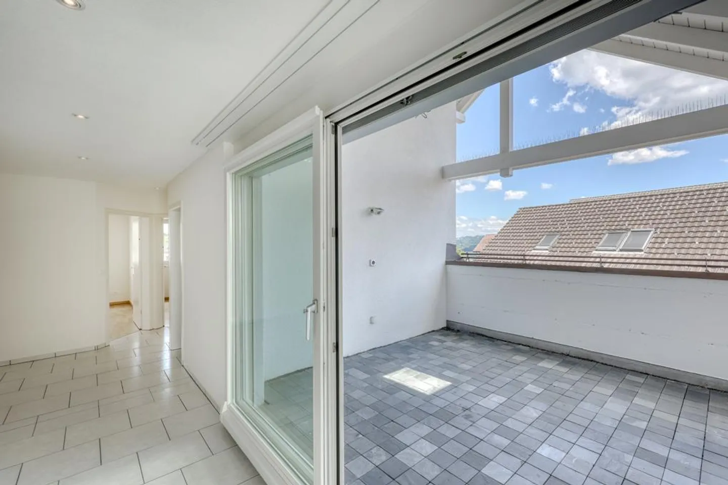 Bright Maisonette Apartment - Close to the City & Quiet - Photo 3 of 8