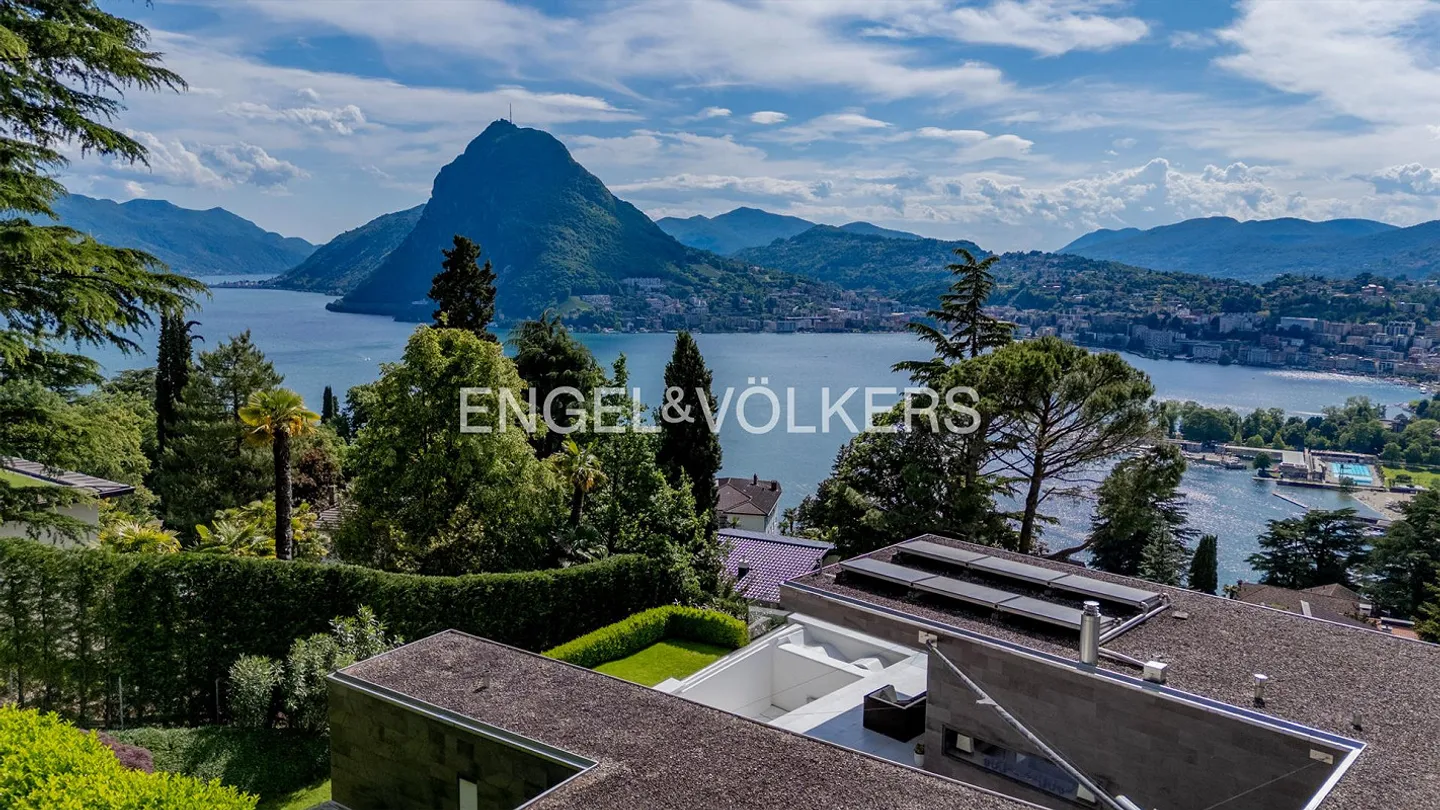 Appartamento luminoso ed elegante con magnifica vista sul lago - Foto 2 di 13