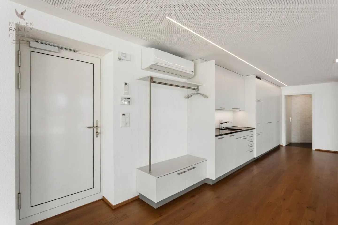 Exclusive commercial space in a central location in Tübach - ideal for office... - Photo 9 of 13