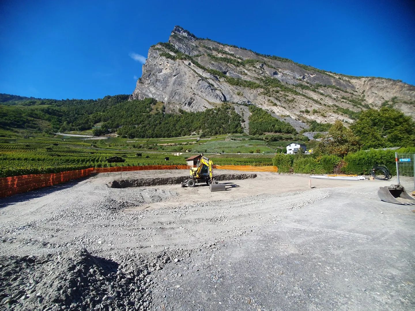 Bell'appartamento di 2,5 stanze in costruzione, idealmente situato a Leytron/VS - Foto 1 di 8