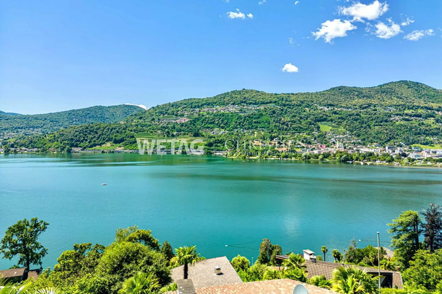 Charming small villa with outdoor pool, lake view in Montagnola for sale - Photo 2 of 13