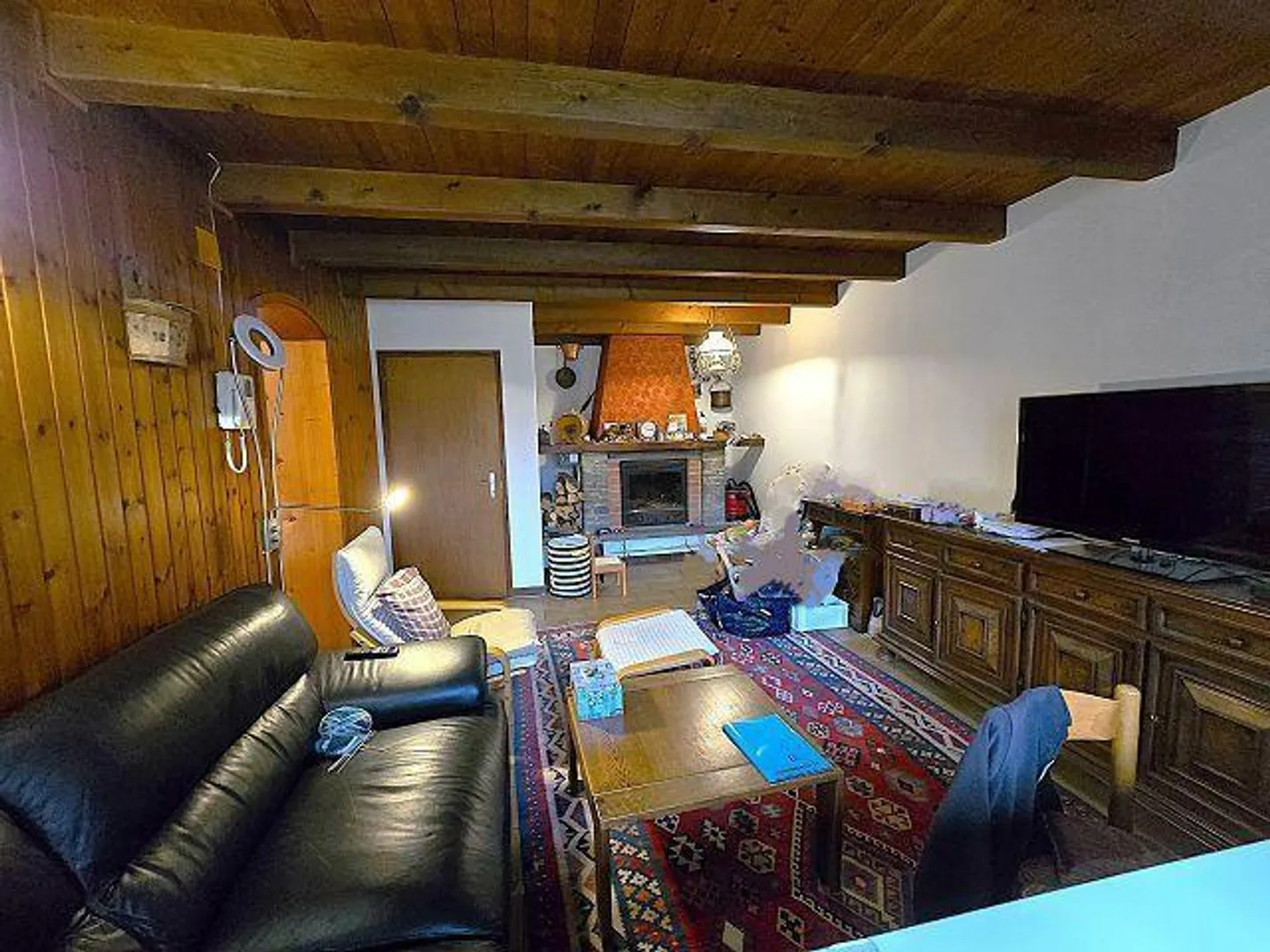 Single-family house with garden and 2 rustic buildings to renovate, very sunny and quiet - Photo 2 of 33