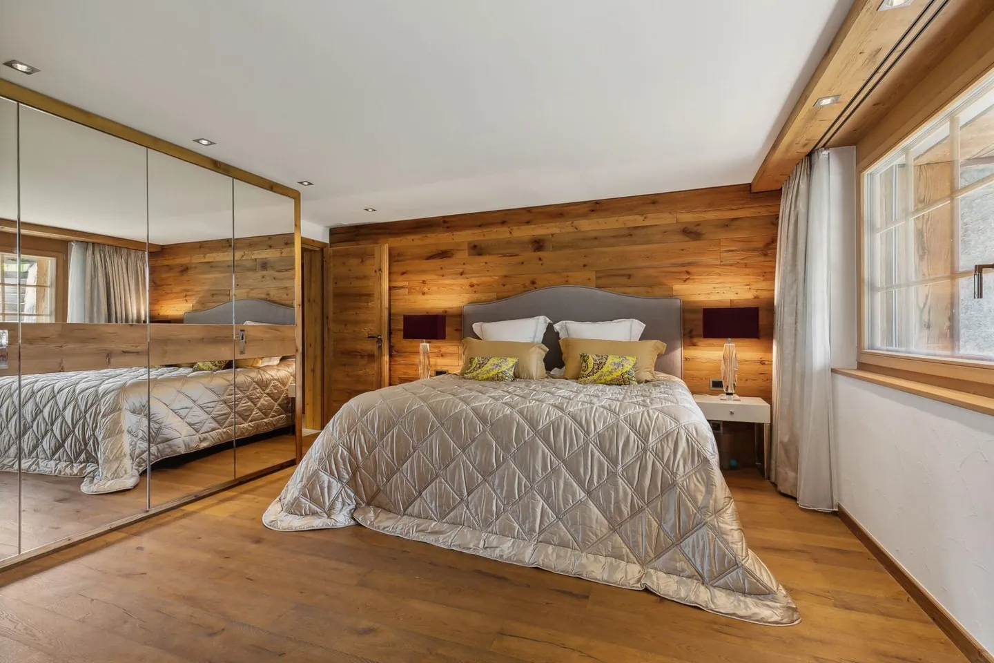 Chalet-Villa esclusivo con design interno unico e vista mozzafiato - Foto 10 di 13