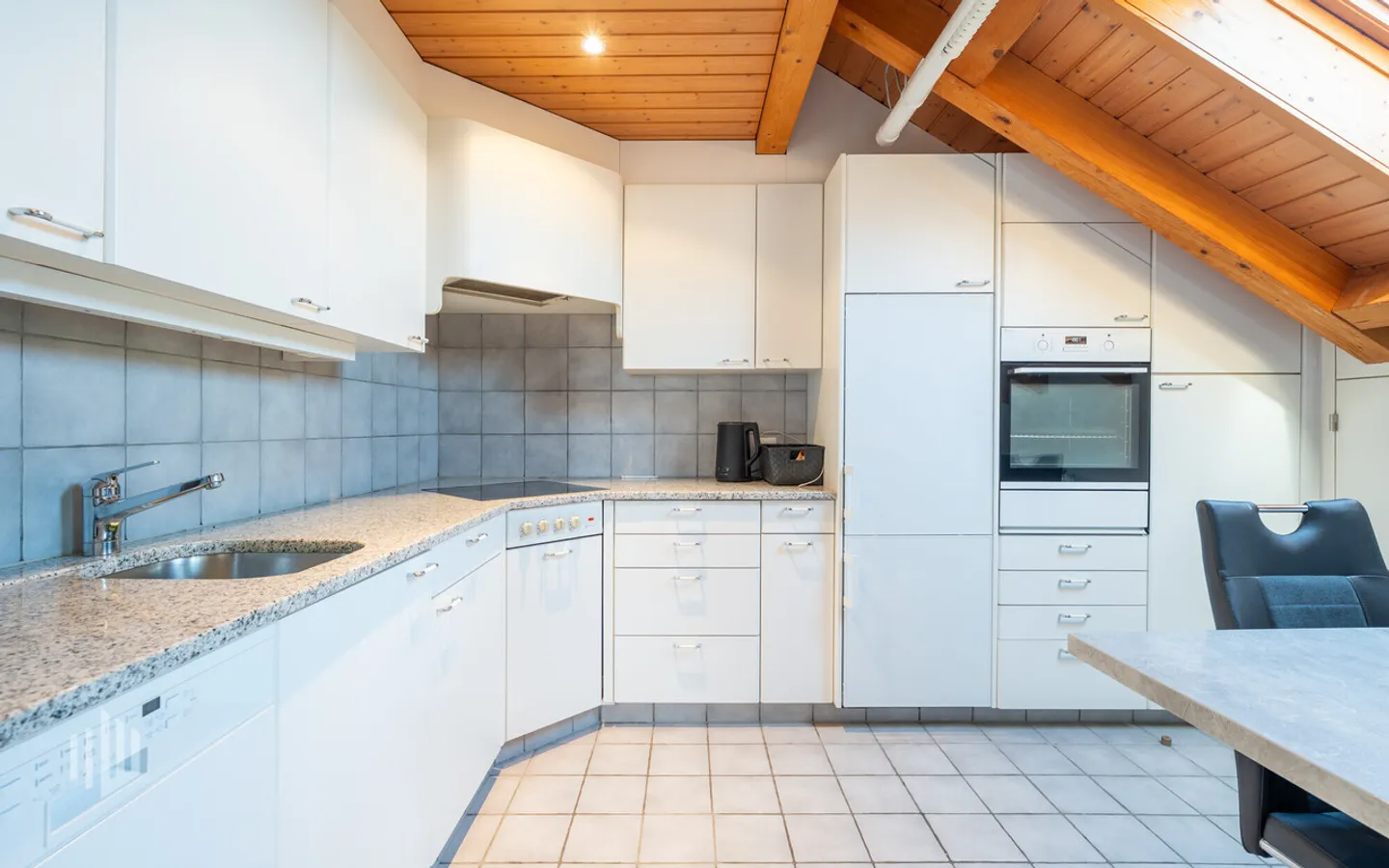 Appartamento in affitto - Foto 7 di 8