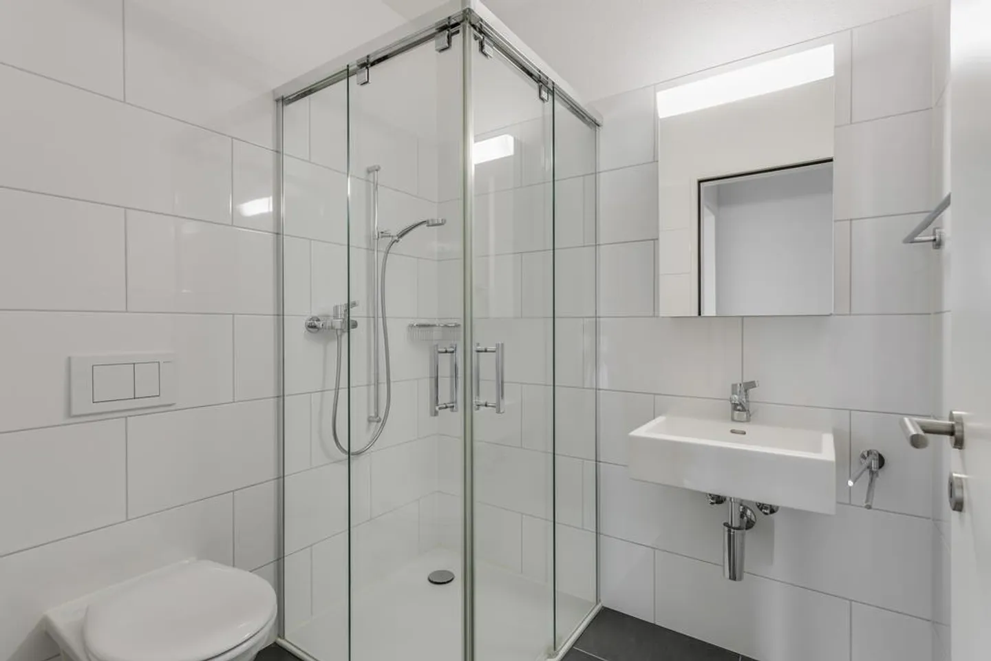 Modern 3 1/2-room apartment in the center of Zug - Photo 8 of 12