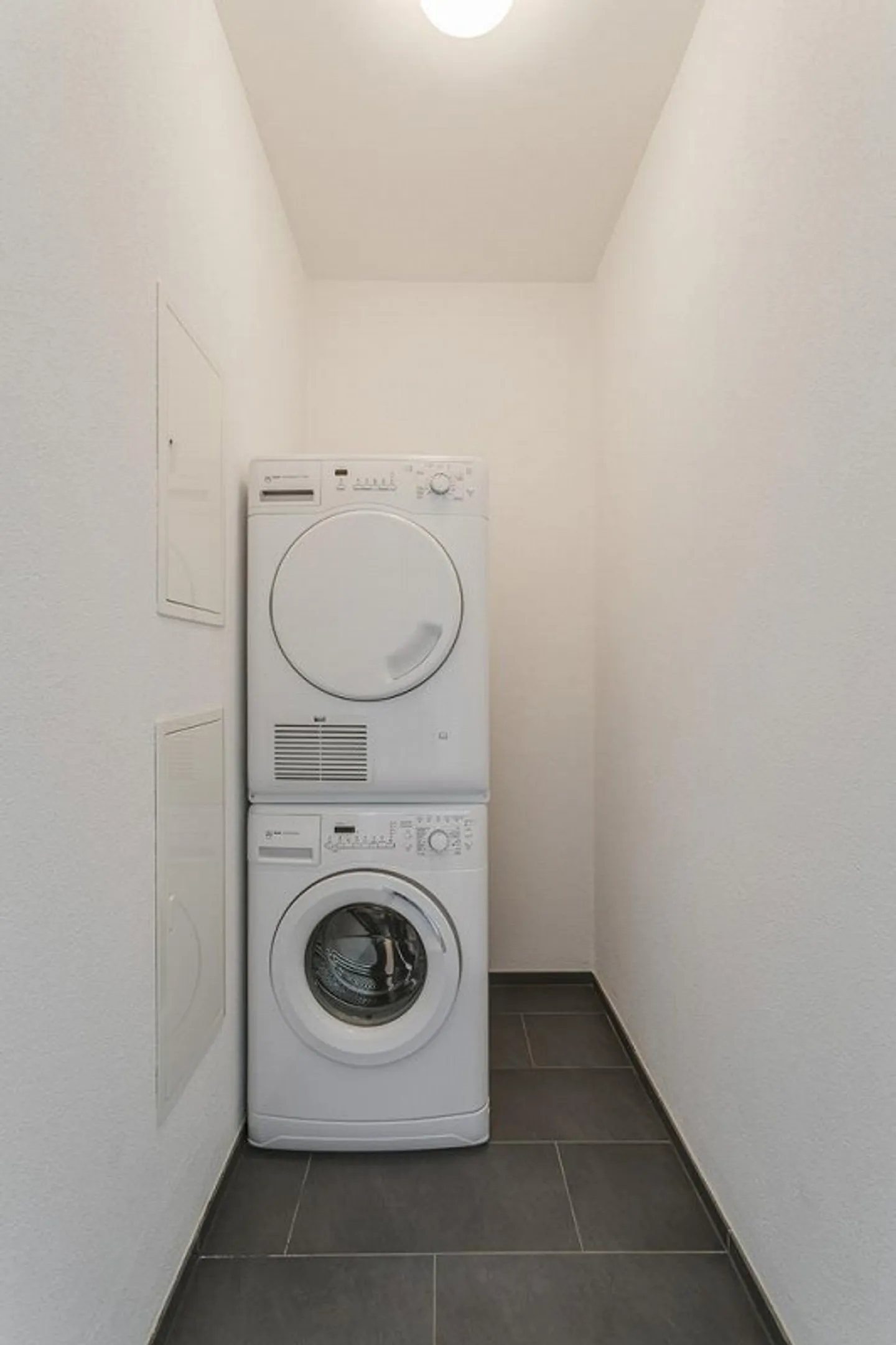 Modern 3 1/2-room apartment in the center of Zug - Photo 9 of 12