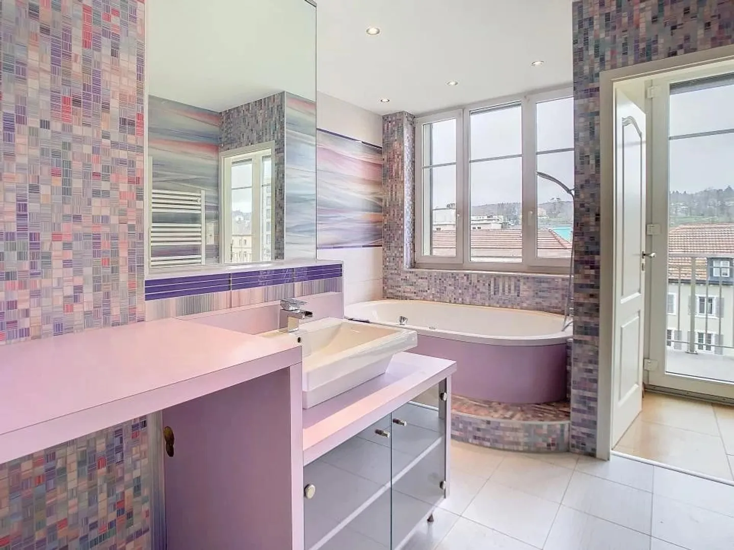Duplextwo-room apartment with terrace in the city center - Photo 7 of 13