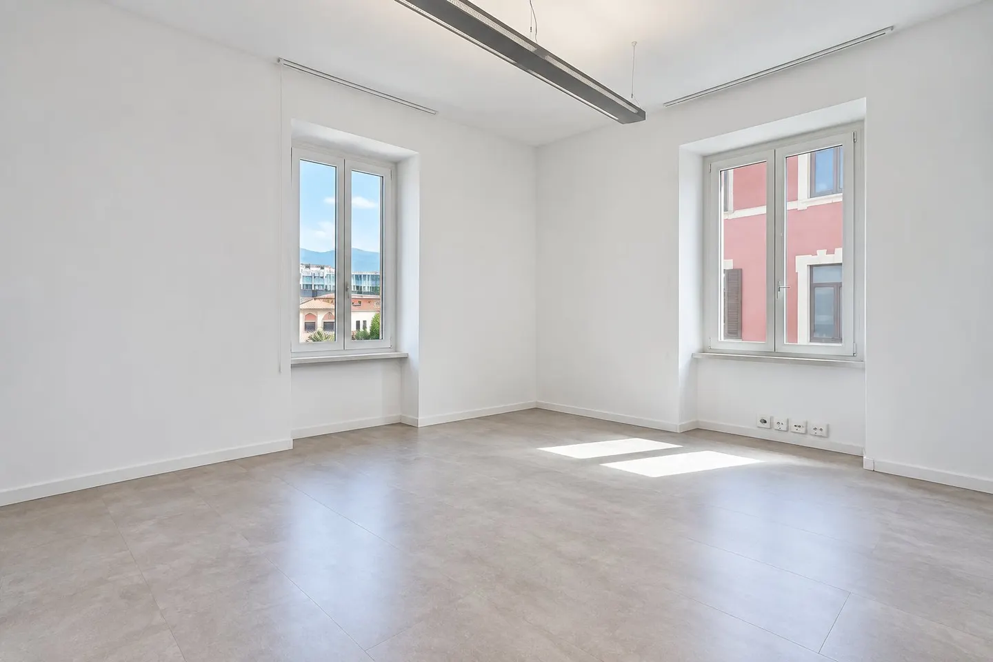 Elegantes Büro in Lugano - Foto 2 von 7