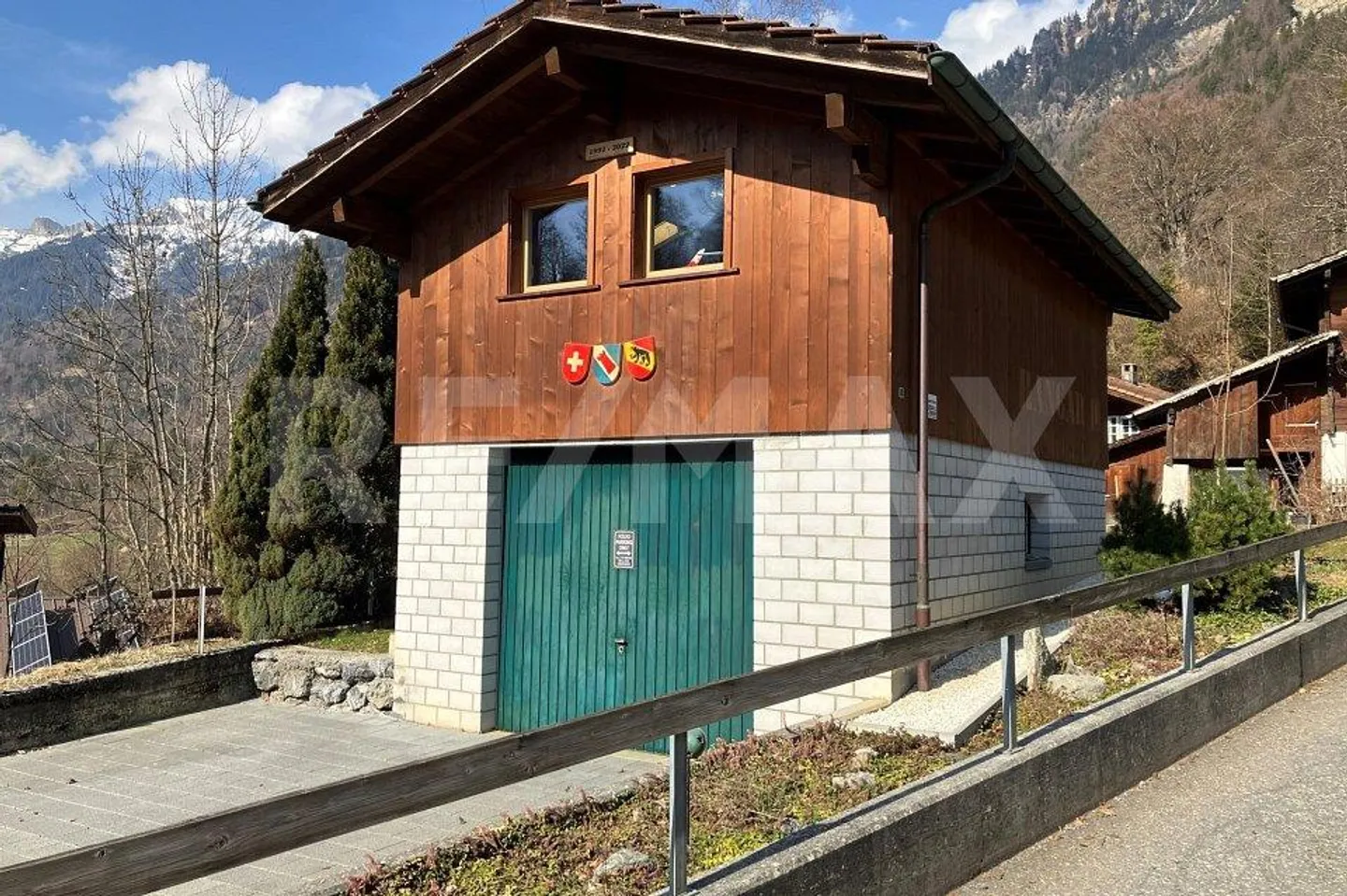 Occasion rare : Garage avec espace hobby polyvalent - Photo 1 sur 7