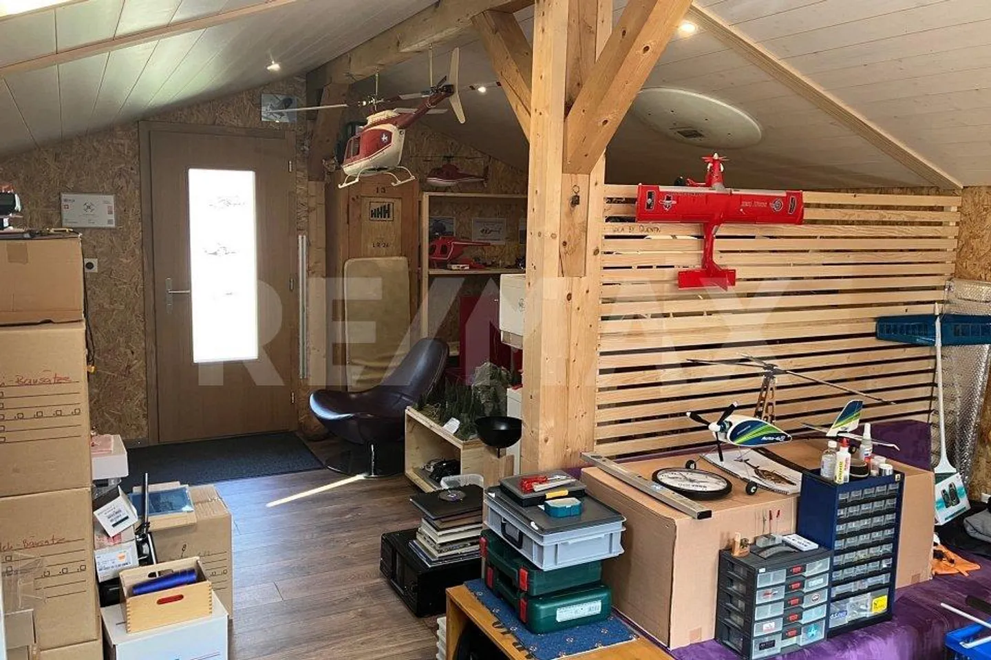 Occasion rare : Garage avec espace hobby polyvalent - Photo 7 sur 7