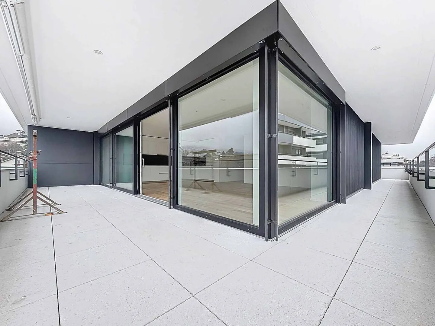 New promotion: 4.5 room apartment with covered balcony - Photo 8 of 13