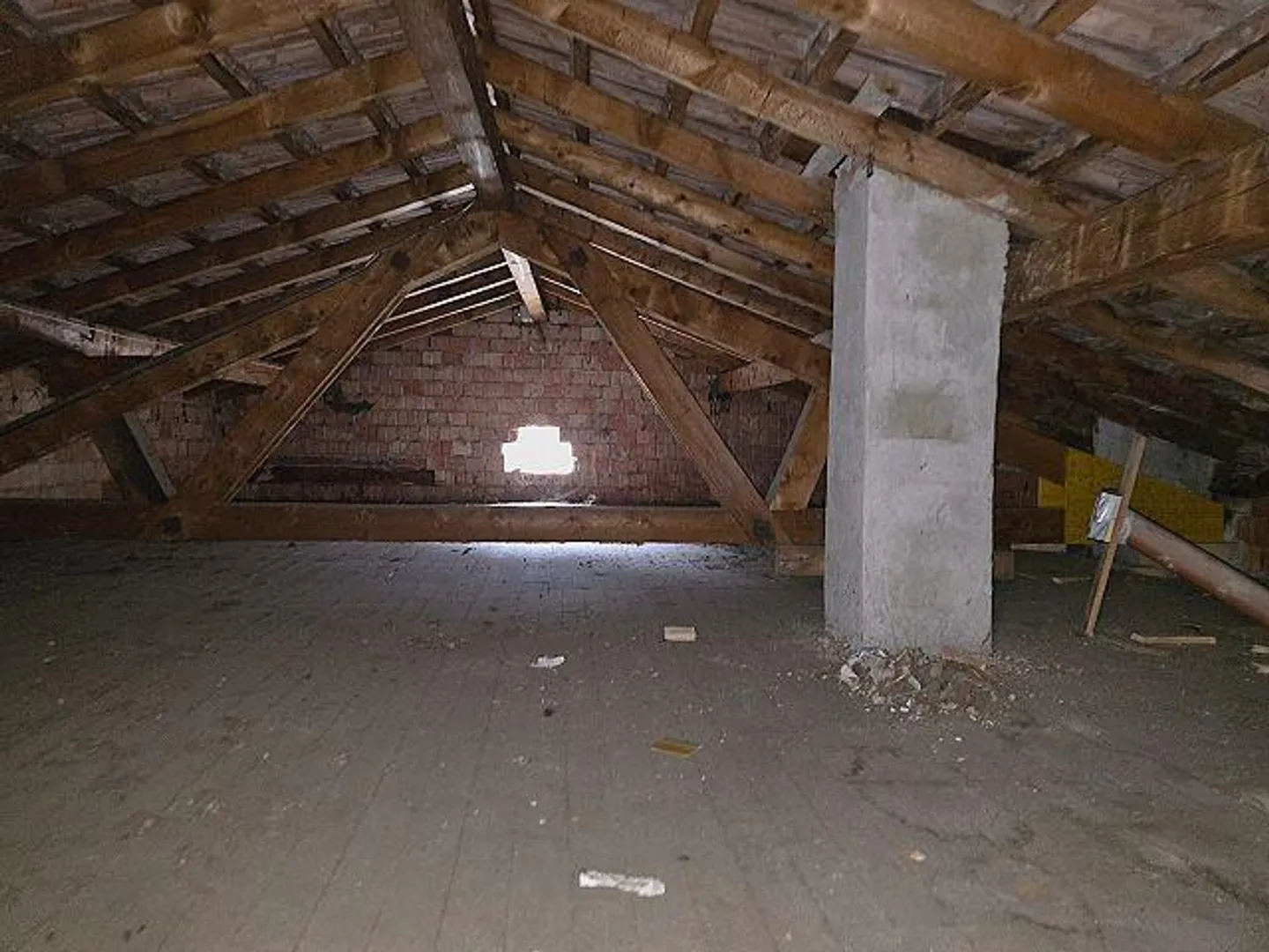 Single-family house with garden and 2 rustic buildings to renovate, very sunny and quiet - Photo 11 of 33