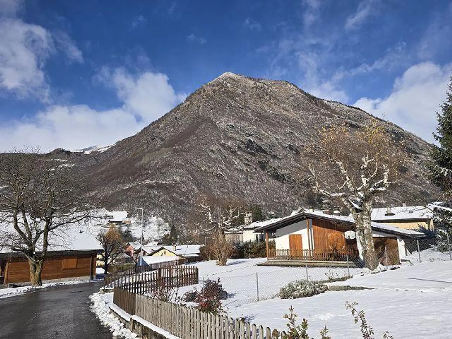 Single-family house with garden and 2 rustic buildings to renovate, very sunny and quiet - Photo 20 of 33